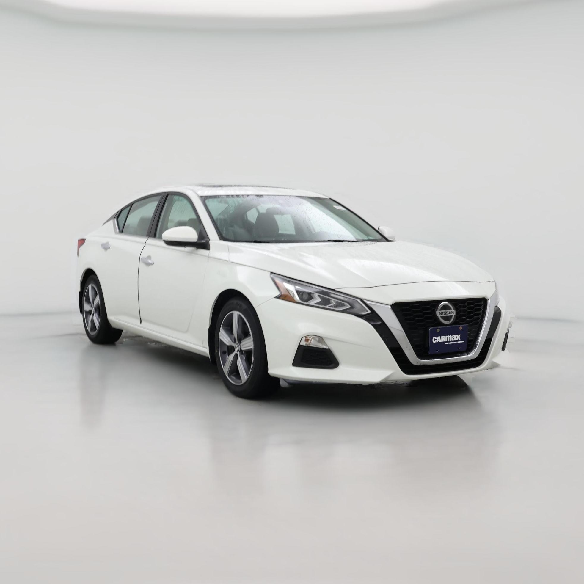 Thumbnail: 2022 Nissan Altima - 1