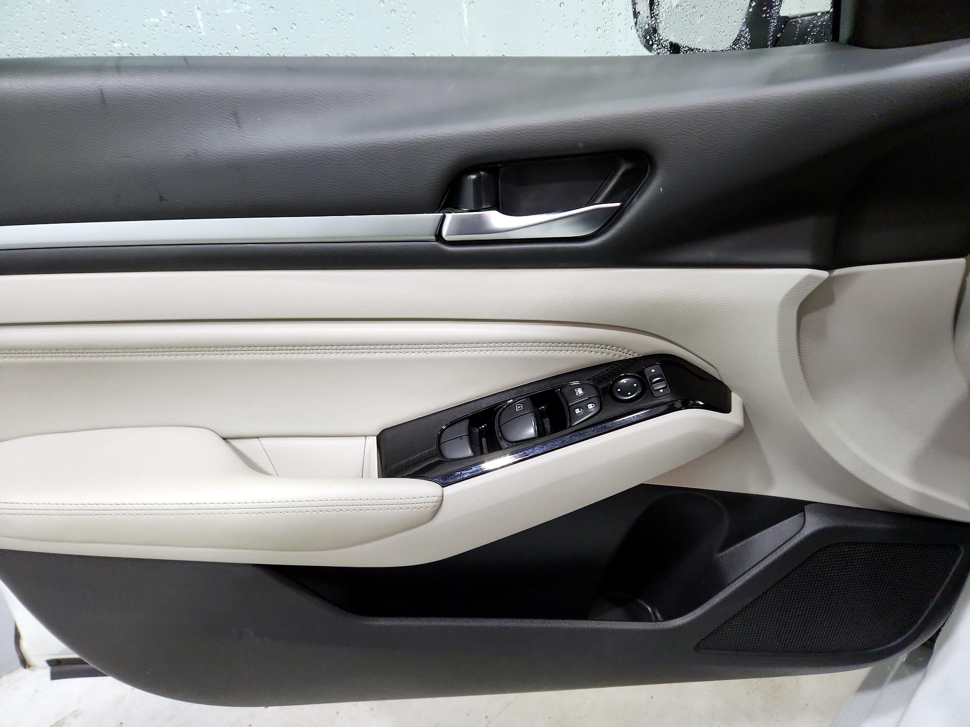 Thumbnail: 2022 Nissan Altima - 12