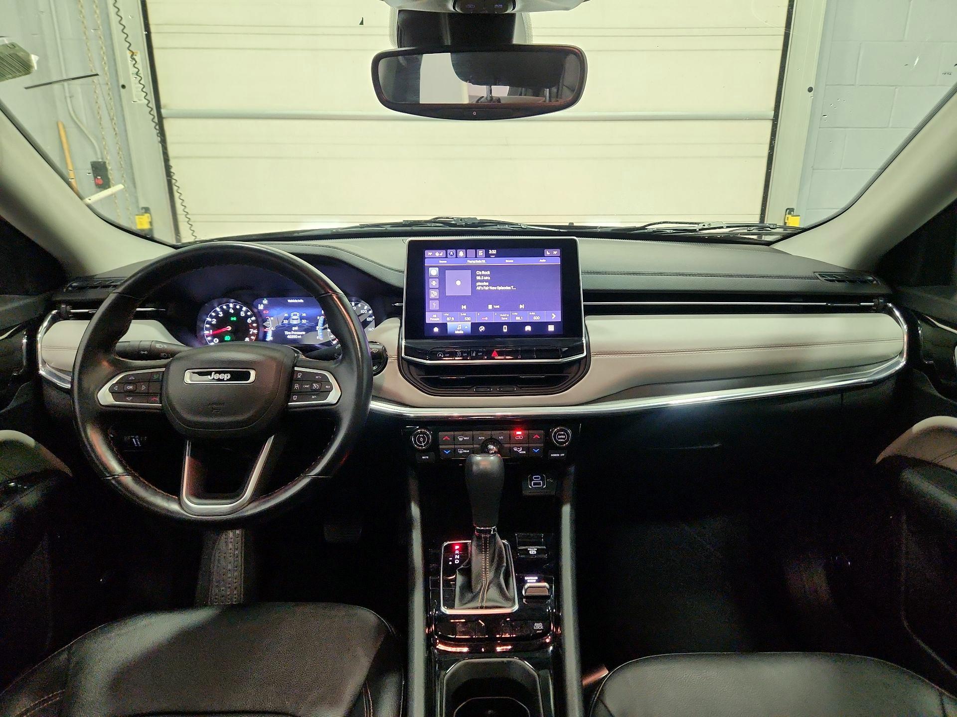 Thumbnail: 2022 Jeep Compass - 9