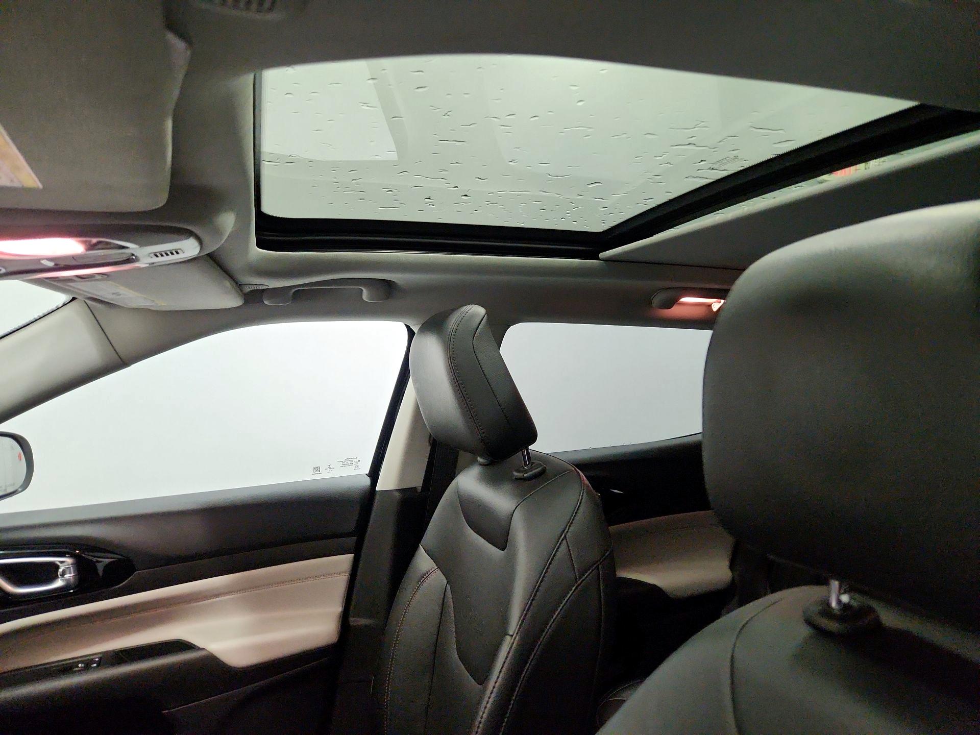 Thumbnail: 2022 Jeep Compass - 19