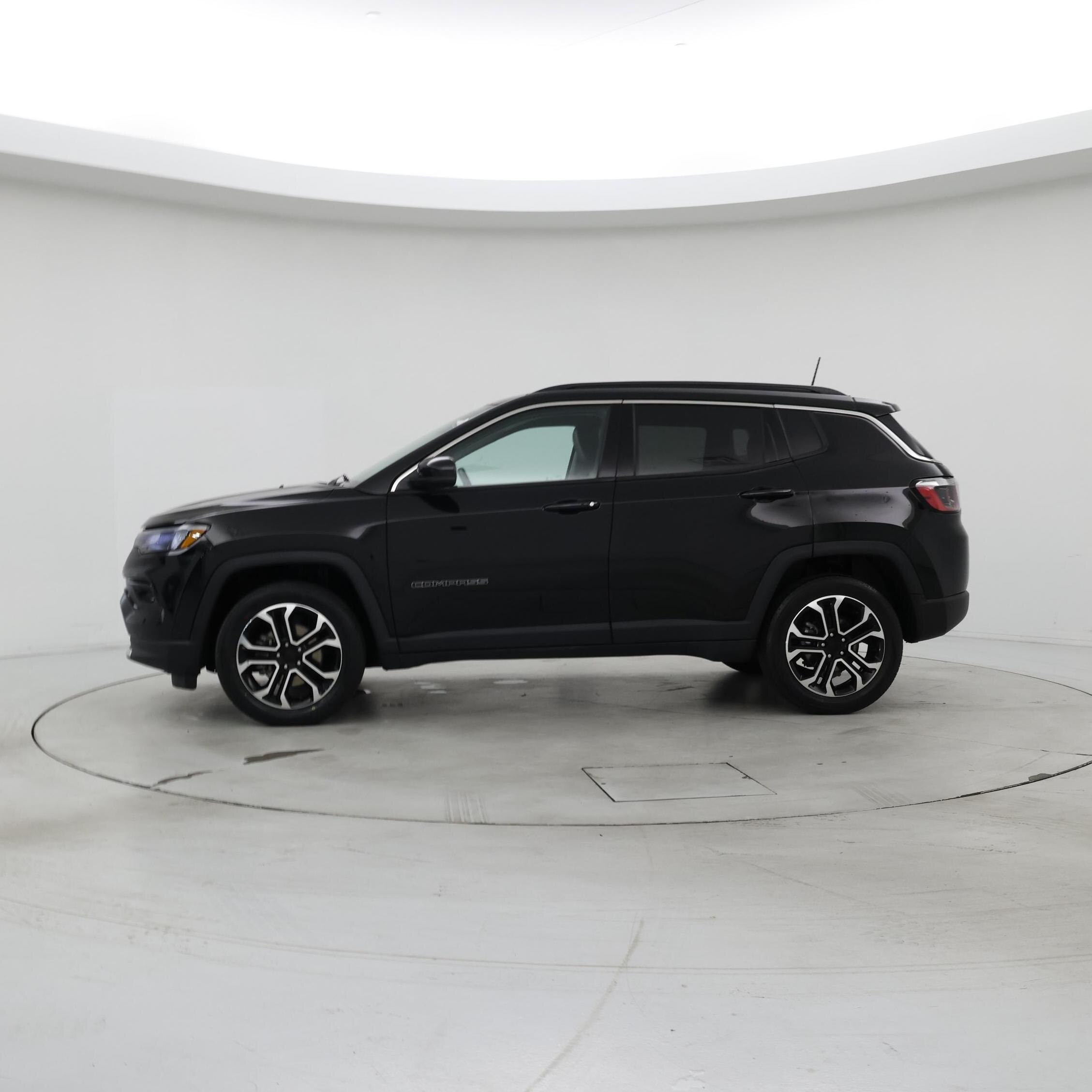 Thumbnail: 2022 Jeep Compass - 3