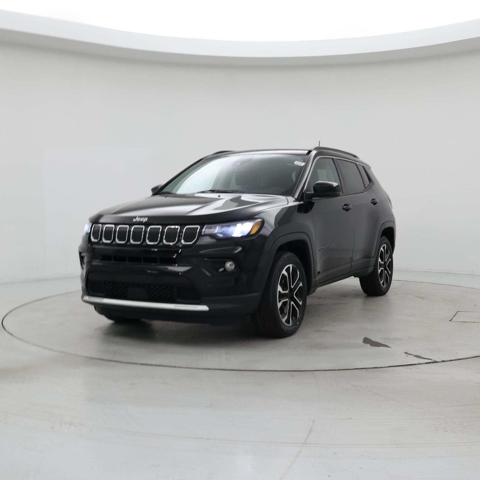 Thumbnail: 2022 Jeep Compass - 4