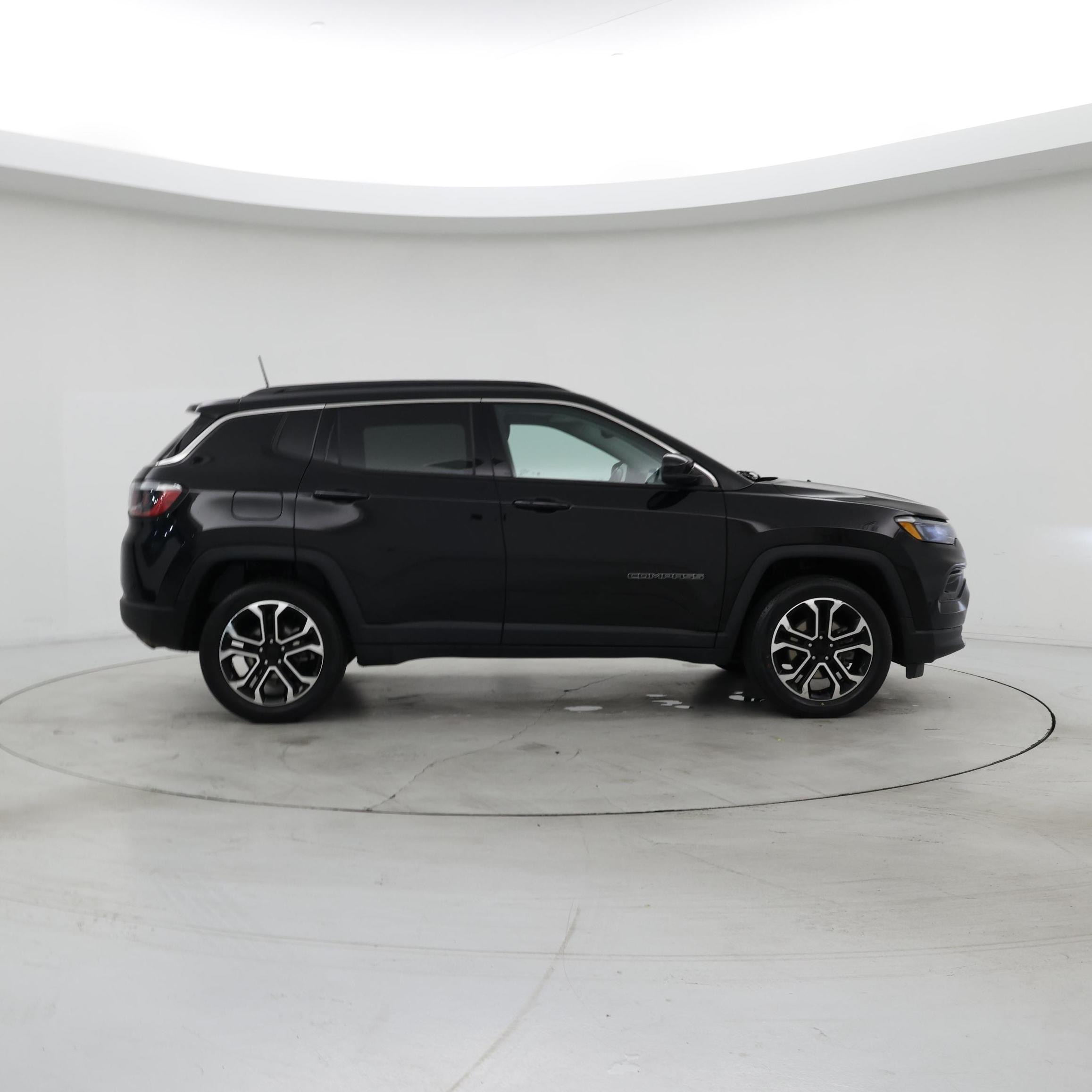 Thumbnail: 2022 Jeep Compass - 7