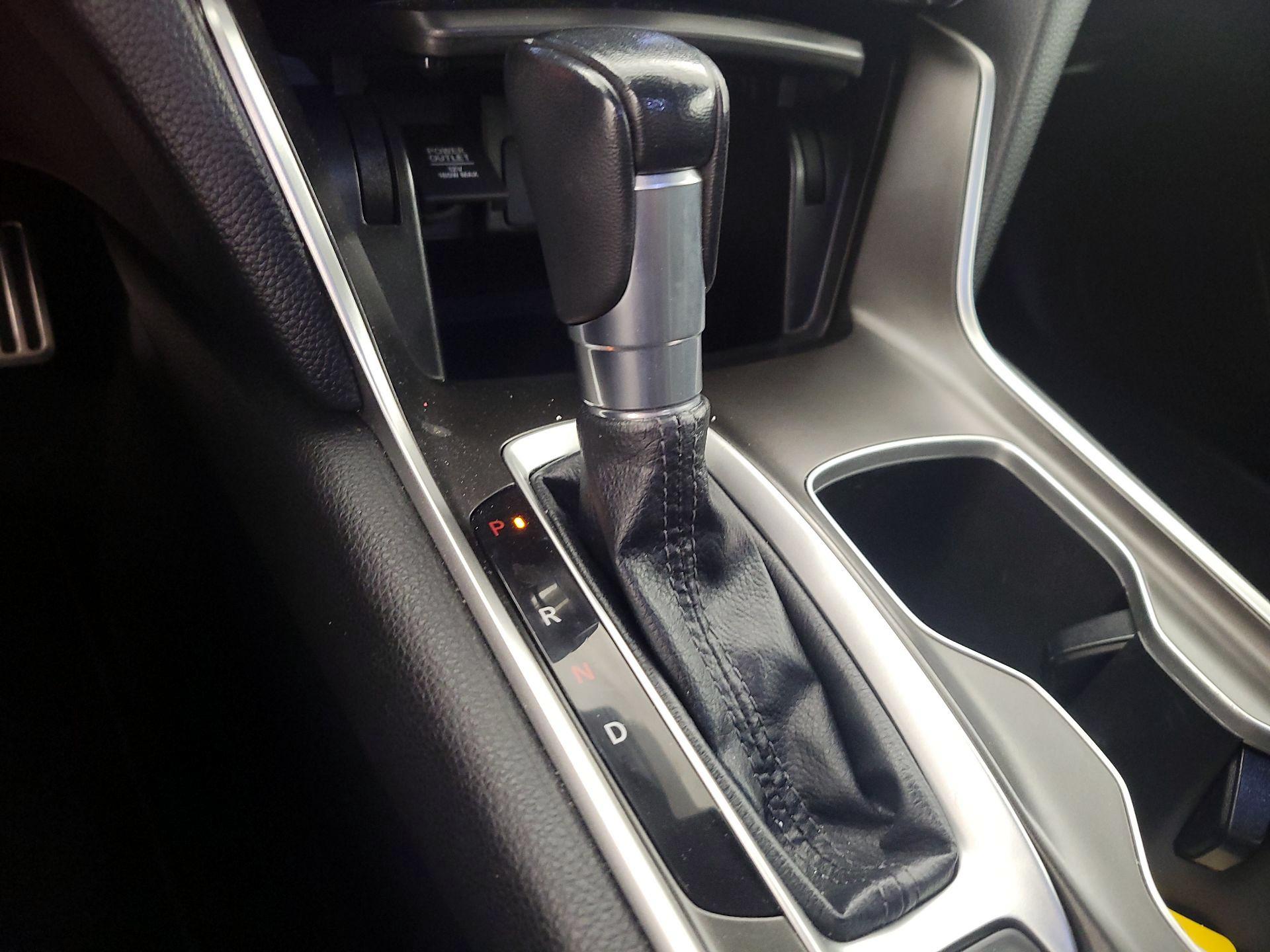 Thumbnail: 2022 Honda Accord - 17