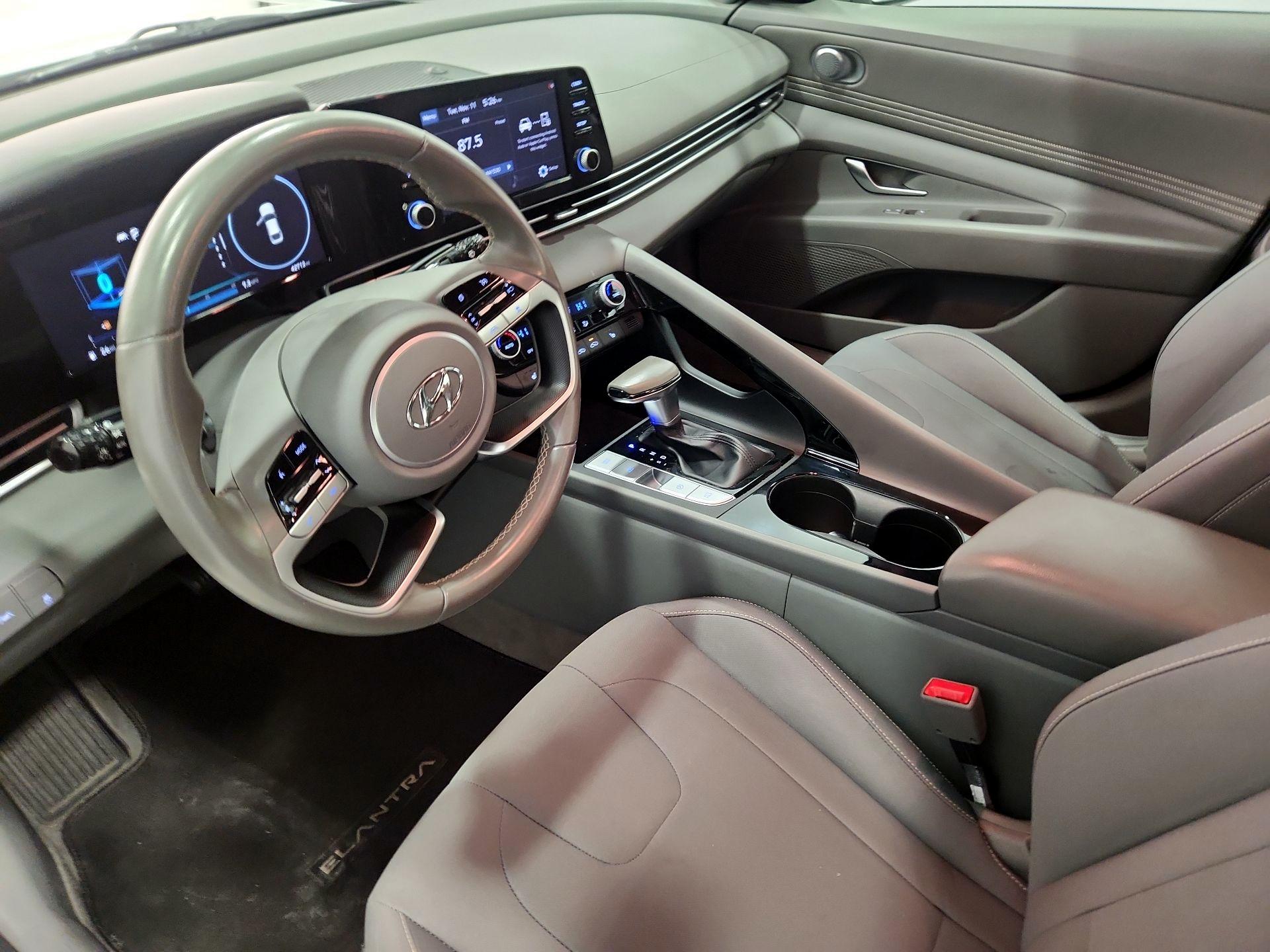 Thumbnail: 2021 Hyundai Elantra - 11