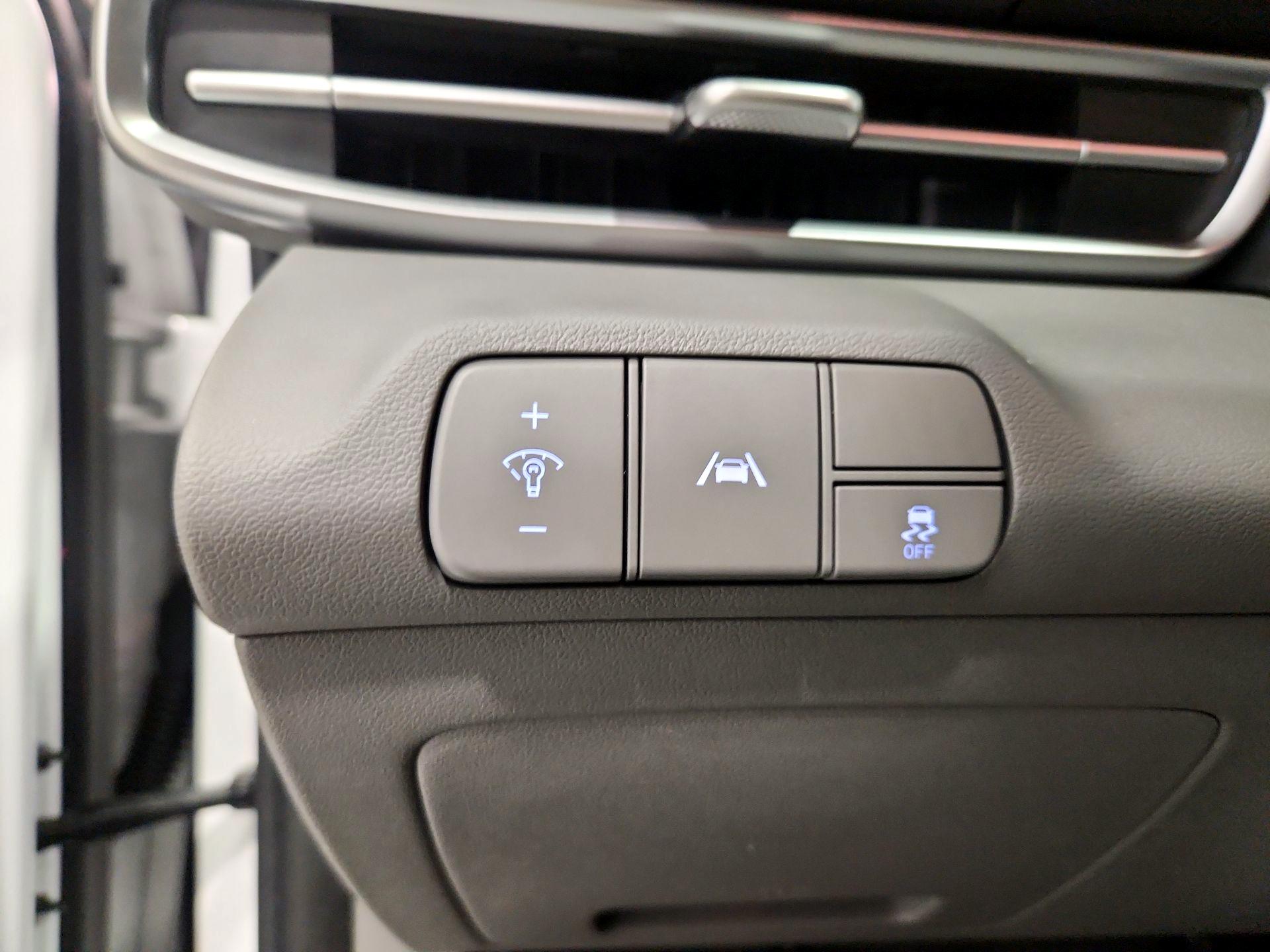 Thumbnail: 2021 Hyundai Elantra - 13