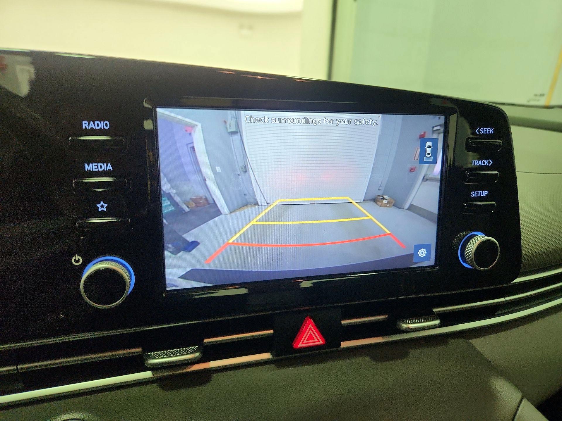 Thumbnail: 2021 Hyundai Elantra - 14