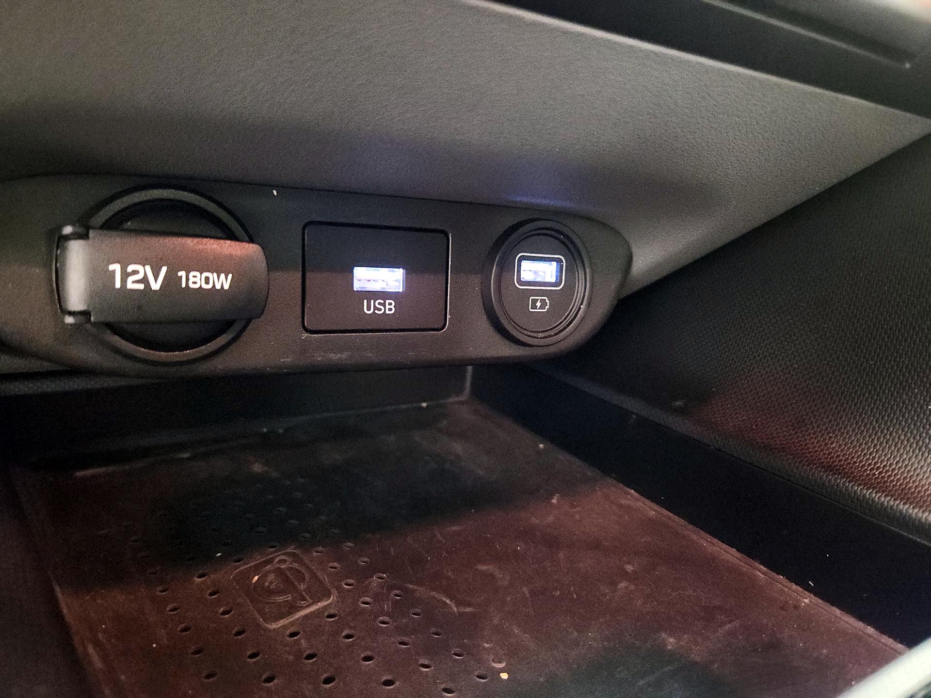 Thumbnail: 2021 Hyundai Elantra - 18