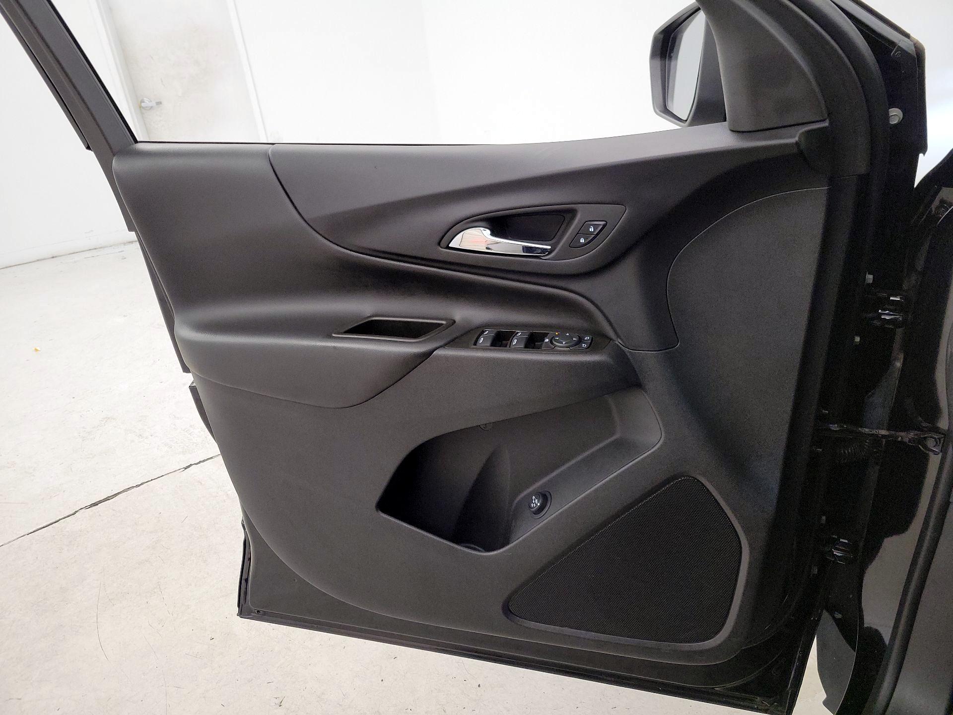 Thumbnail: 2023 Chevrolet Equinox - 12