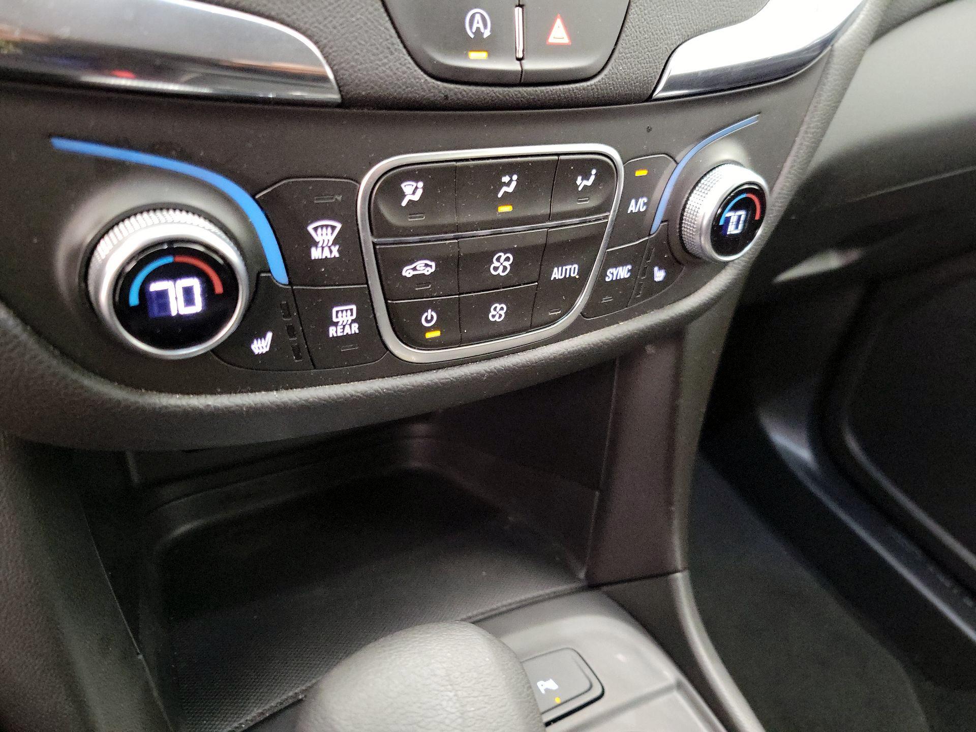 Thumbnail: 2023 Chevrolet Equinox - 16