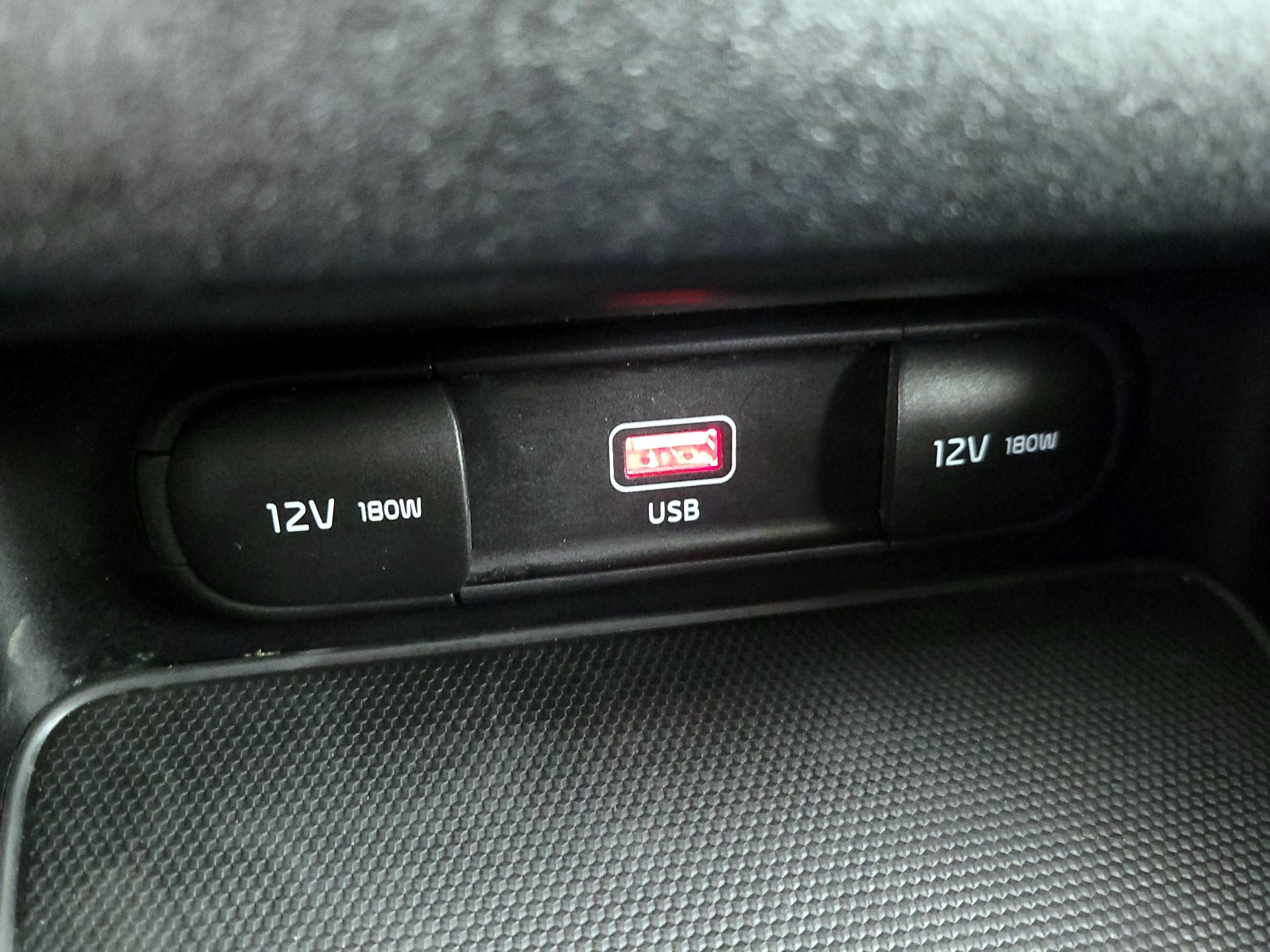 Thumbnail: 2023 Kia Forte - 17