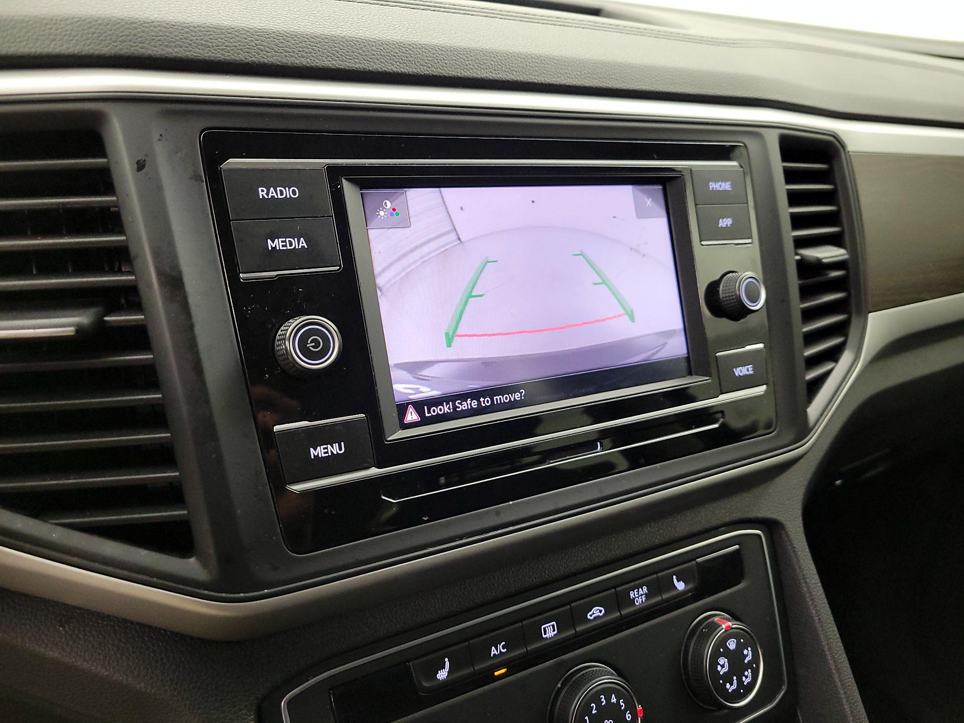 Thumbnail: 2022 Volkswagen Atlas - 14