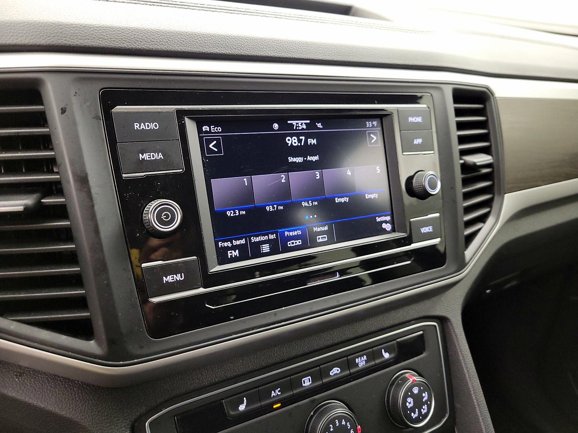 Thumbnail: 2022 Volkswagen Atlas - 15