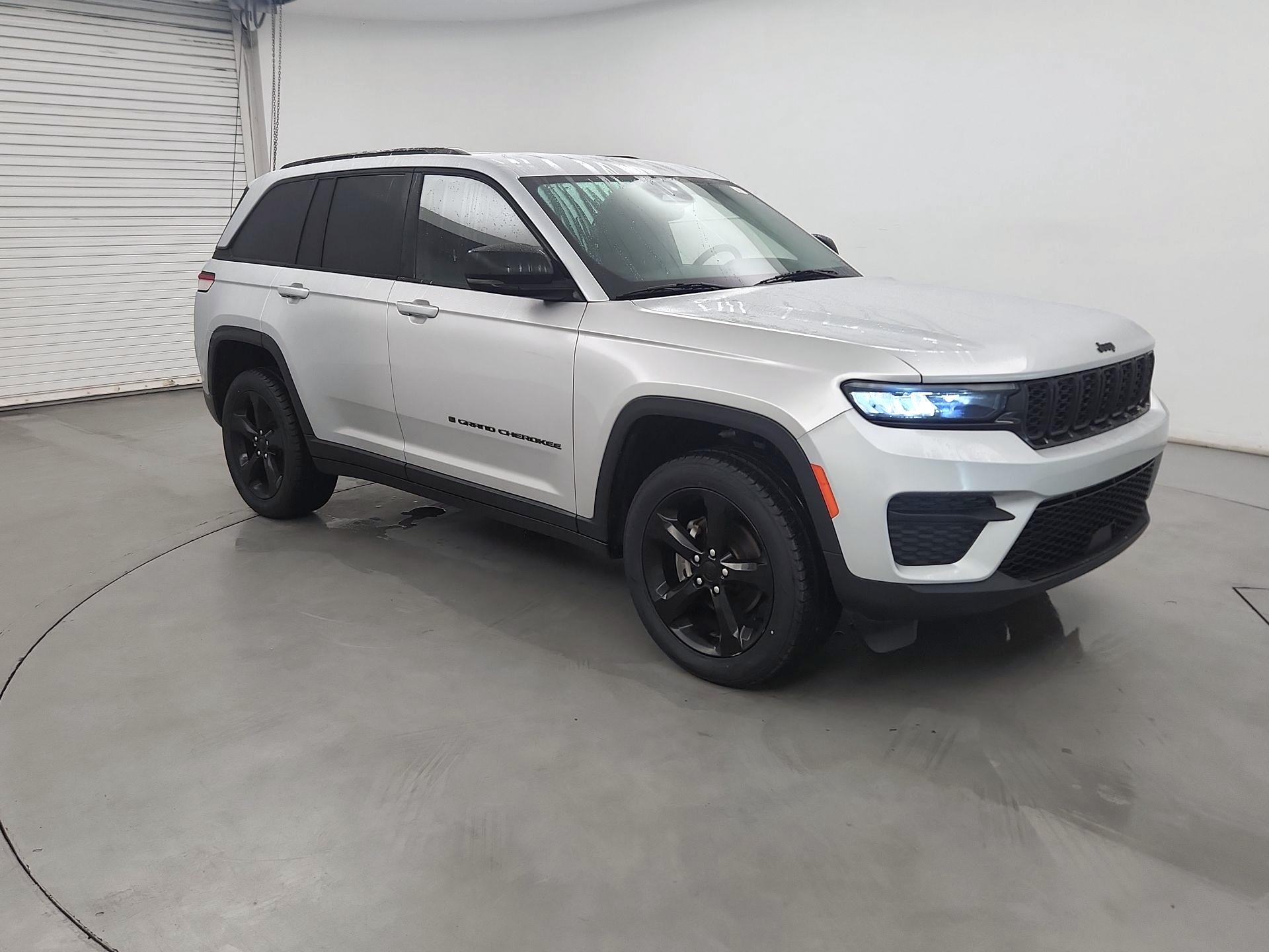 Thumbnail: 2022 Jeep Grand Cherokee - 1