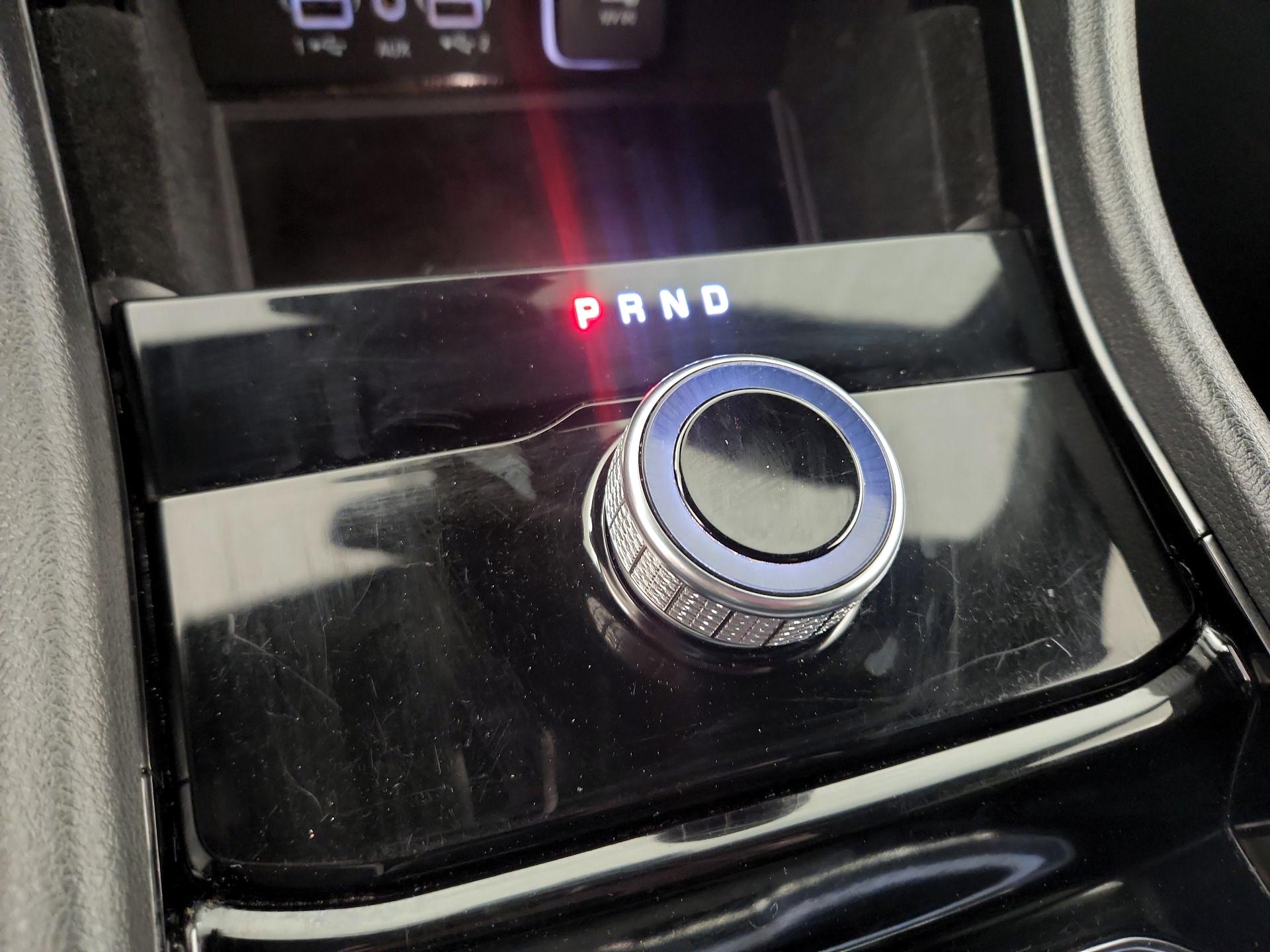 Thumbnail: 2022 Jeep Grand Cherokee - 14