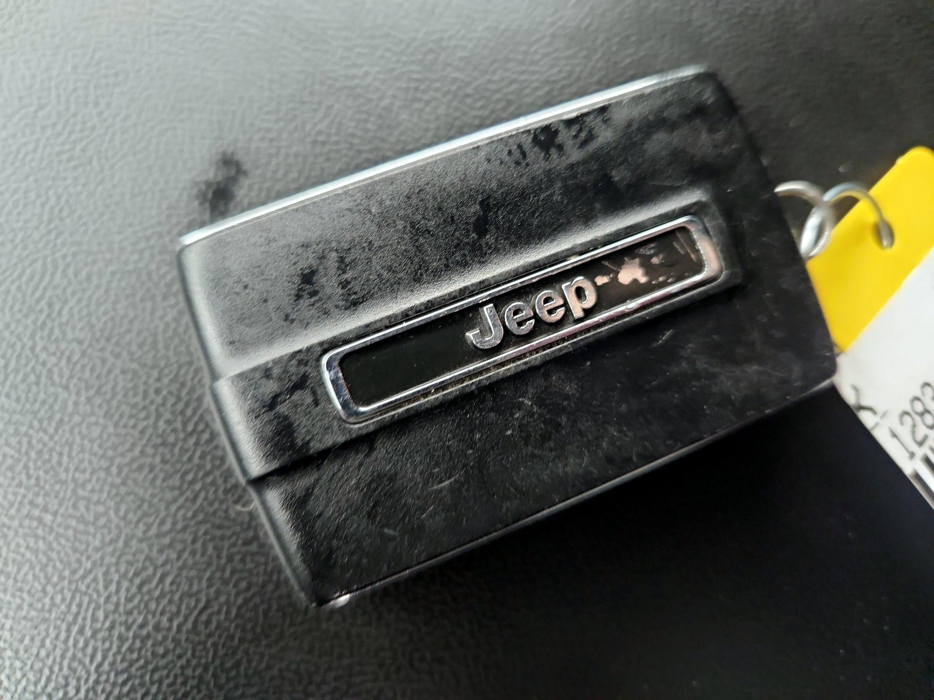 Thumbnail: 2022 Jeep Grand Cherokee - 19