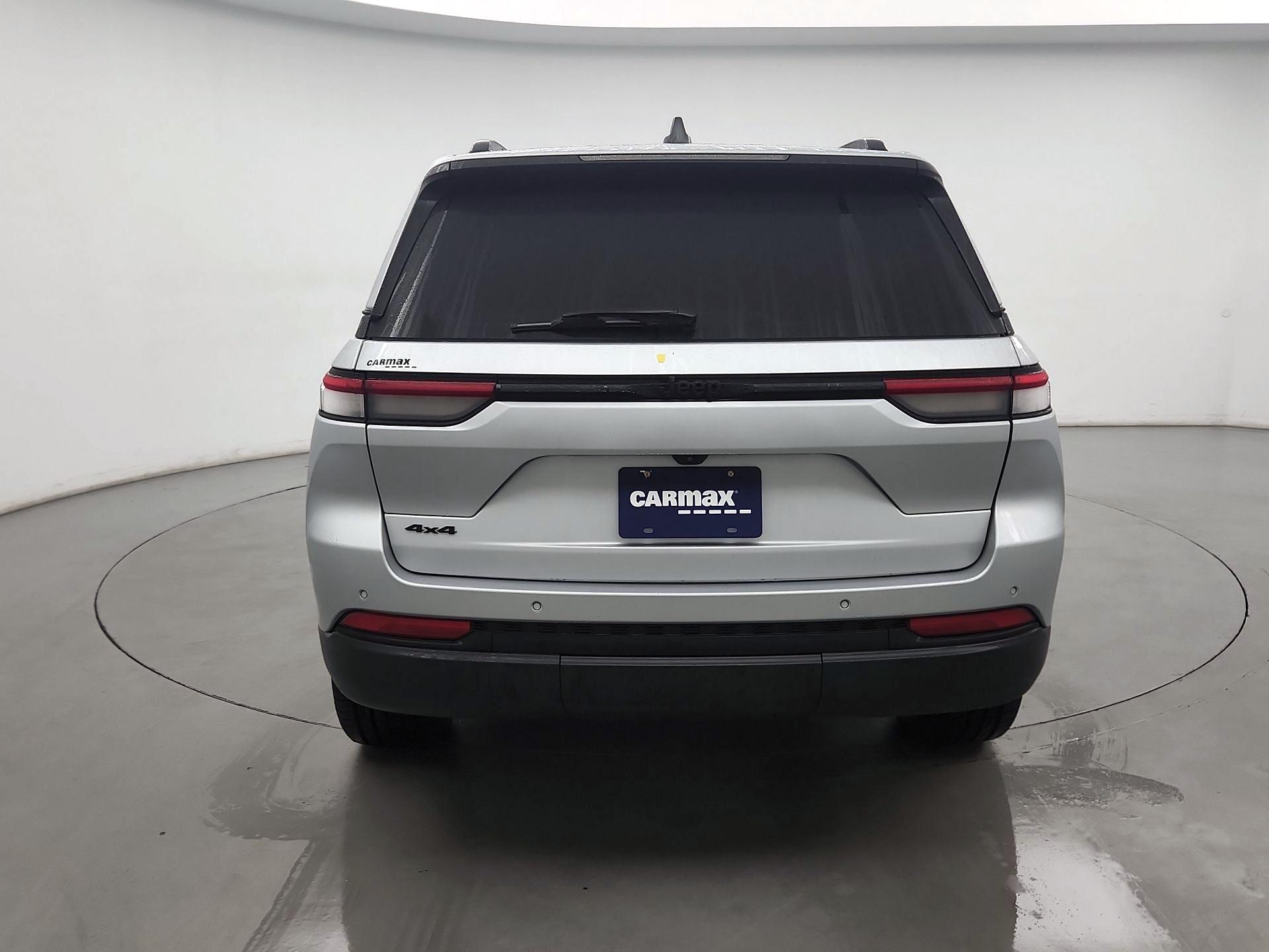 Thumbnail: 2022 Jeep Grand Cherokee - 6