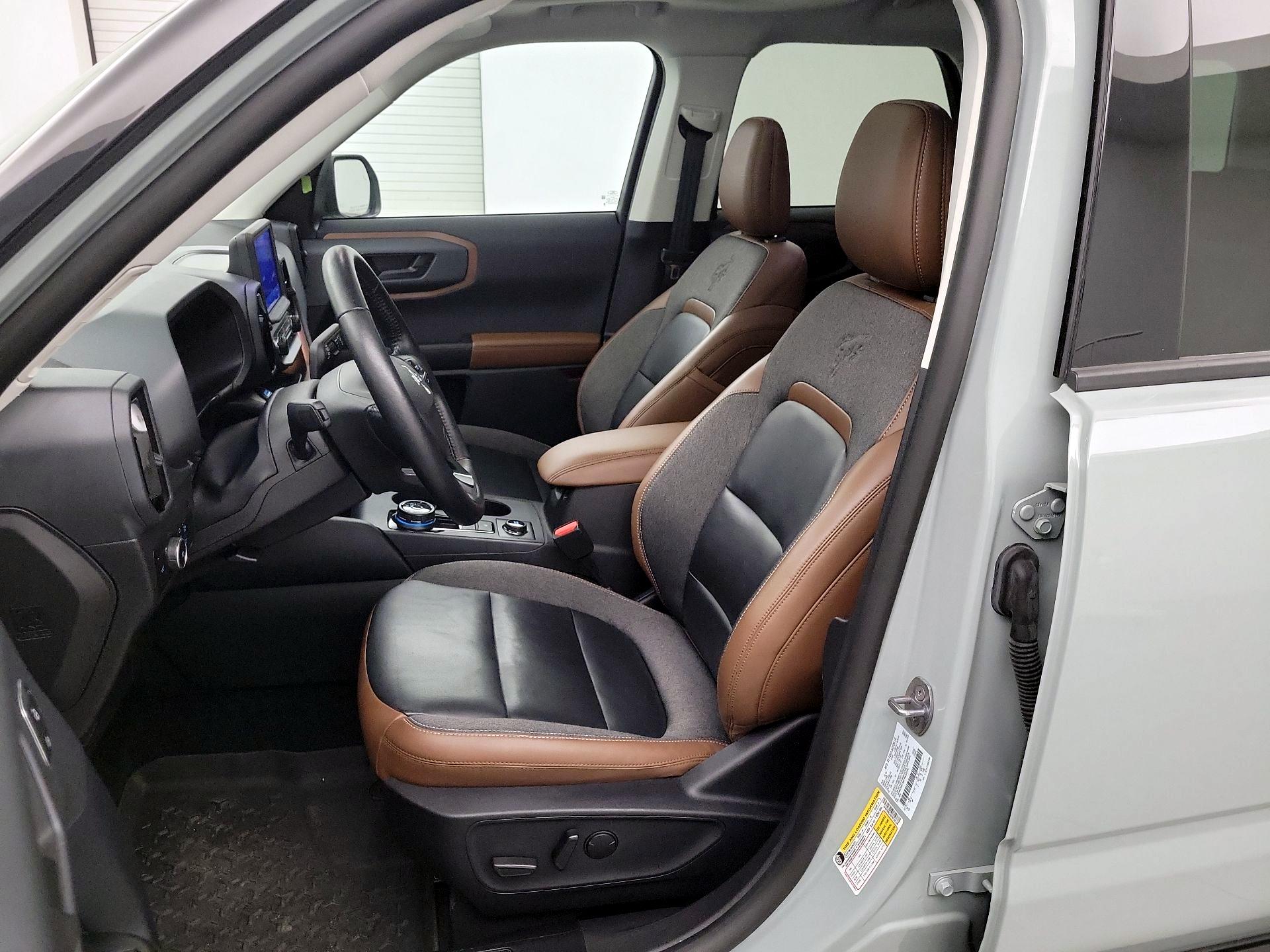 Thumbnail: 2023 Ford Bronco Sport - 9