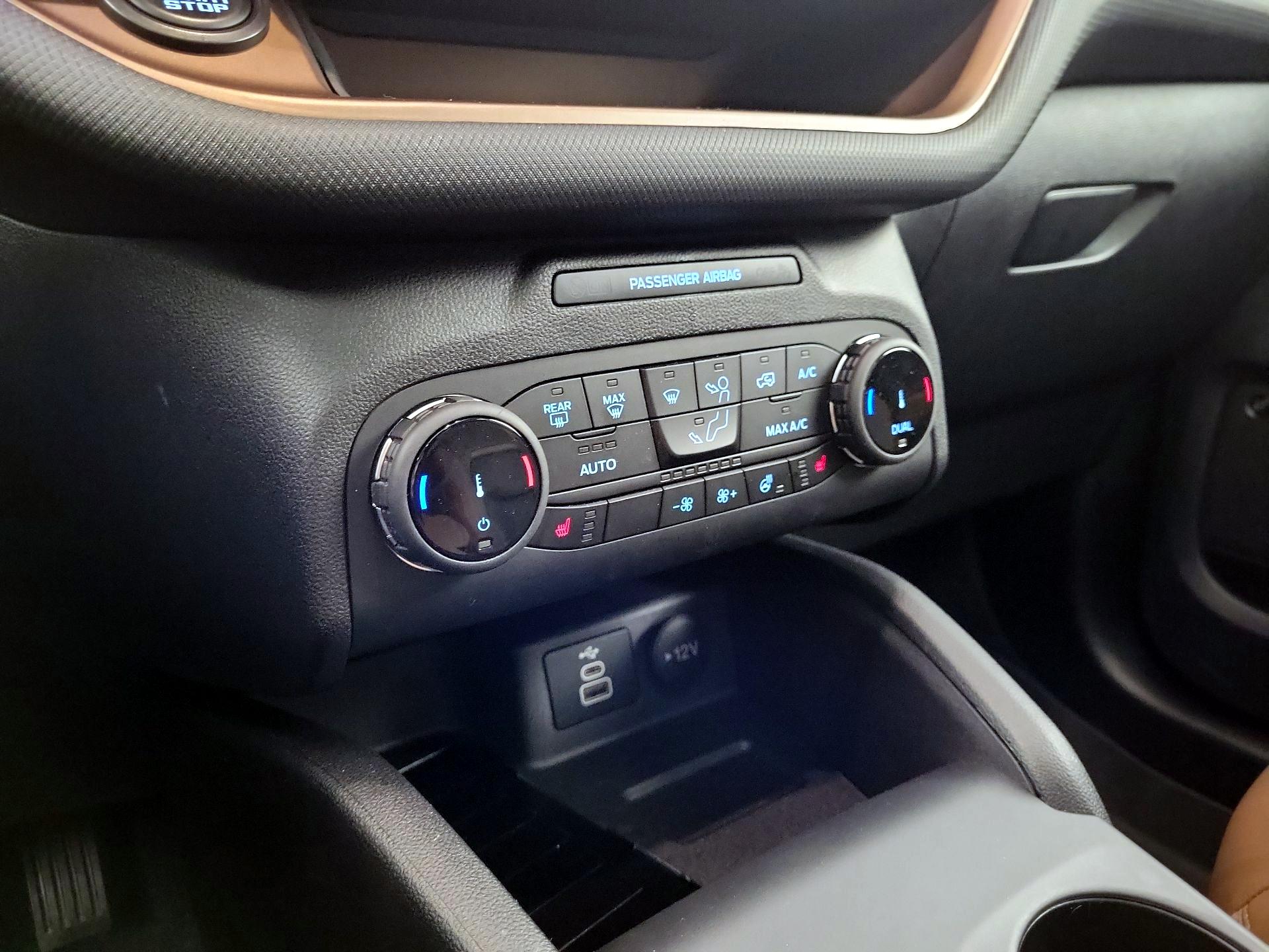 Thumbnail: 2023 Ford Bronco Sport - 14