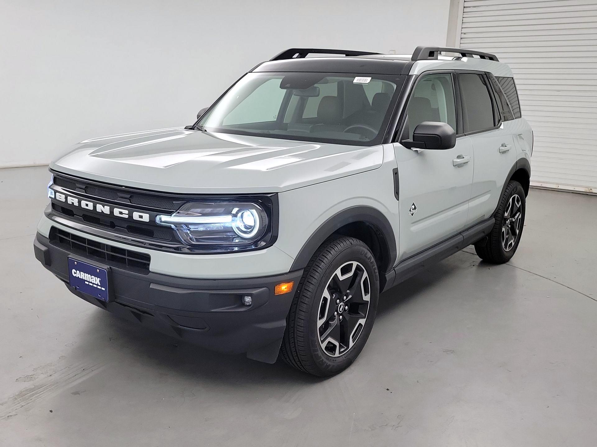 Thumbnail: 2023 Ford Bronco Sport - 3