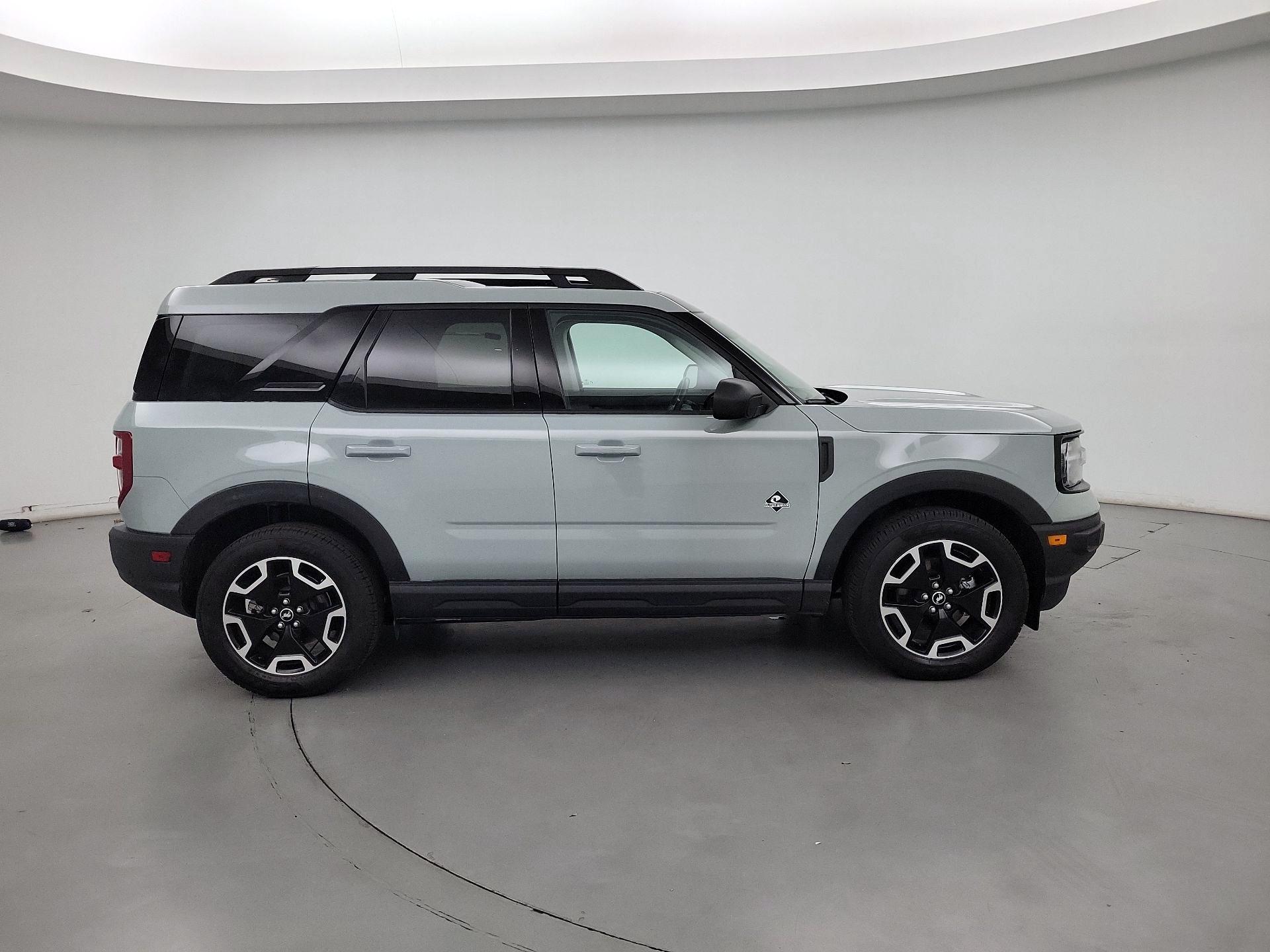 Thumbnail: 2023 Ford Bronco Sport - 4