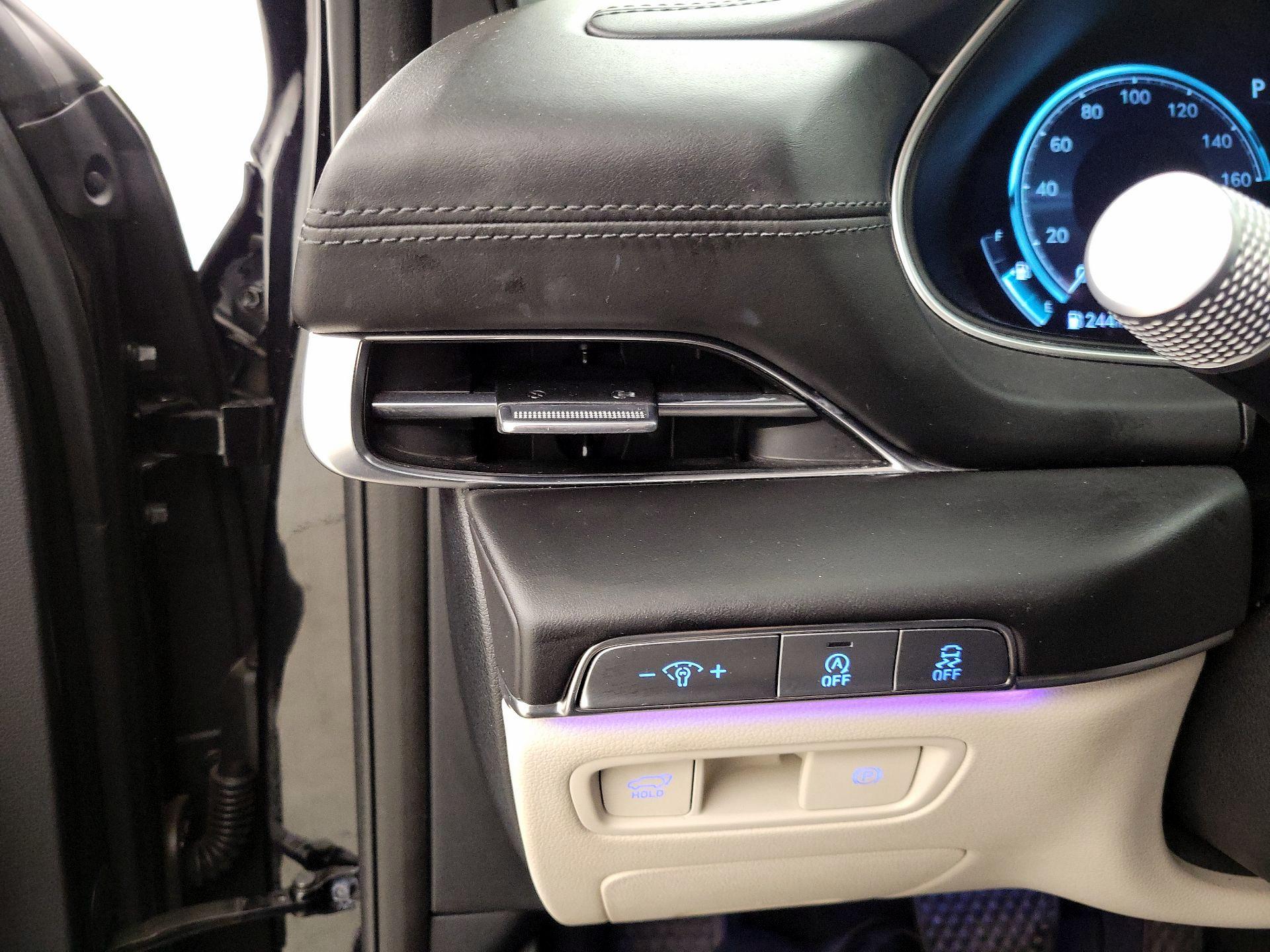 Thumbnail: 2023 Genesis GV80 - 13