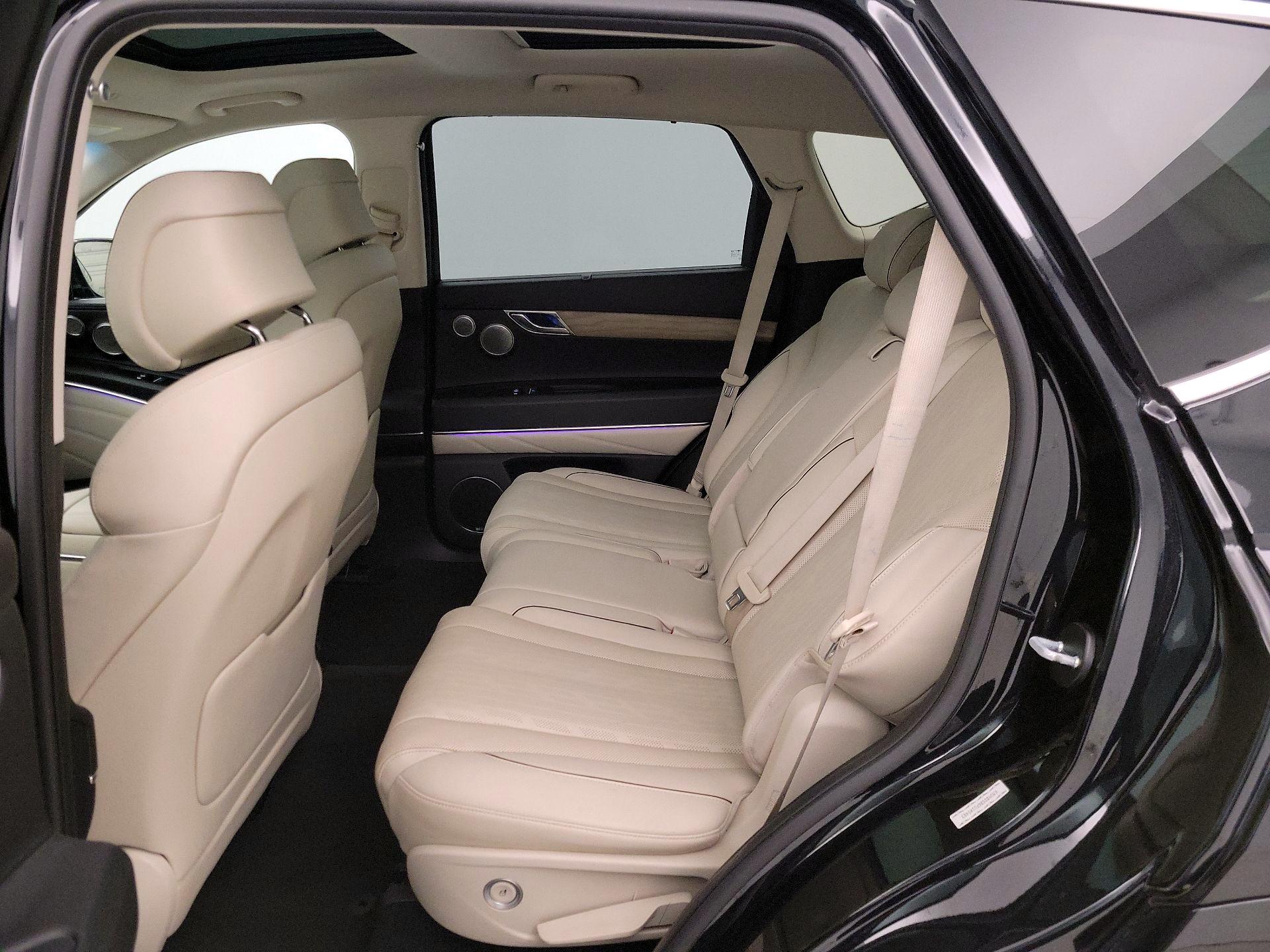 Thumbnail: 2023 Genesis GV80 - 20