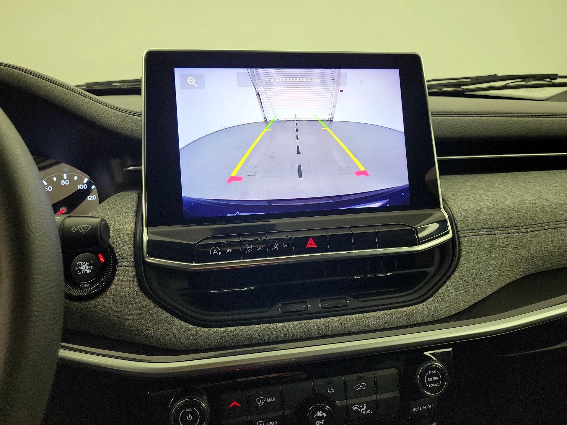 Thumbnail: 2024 Jeep Compass - 11