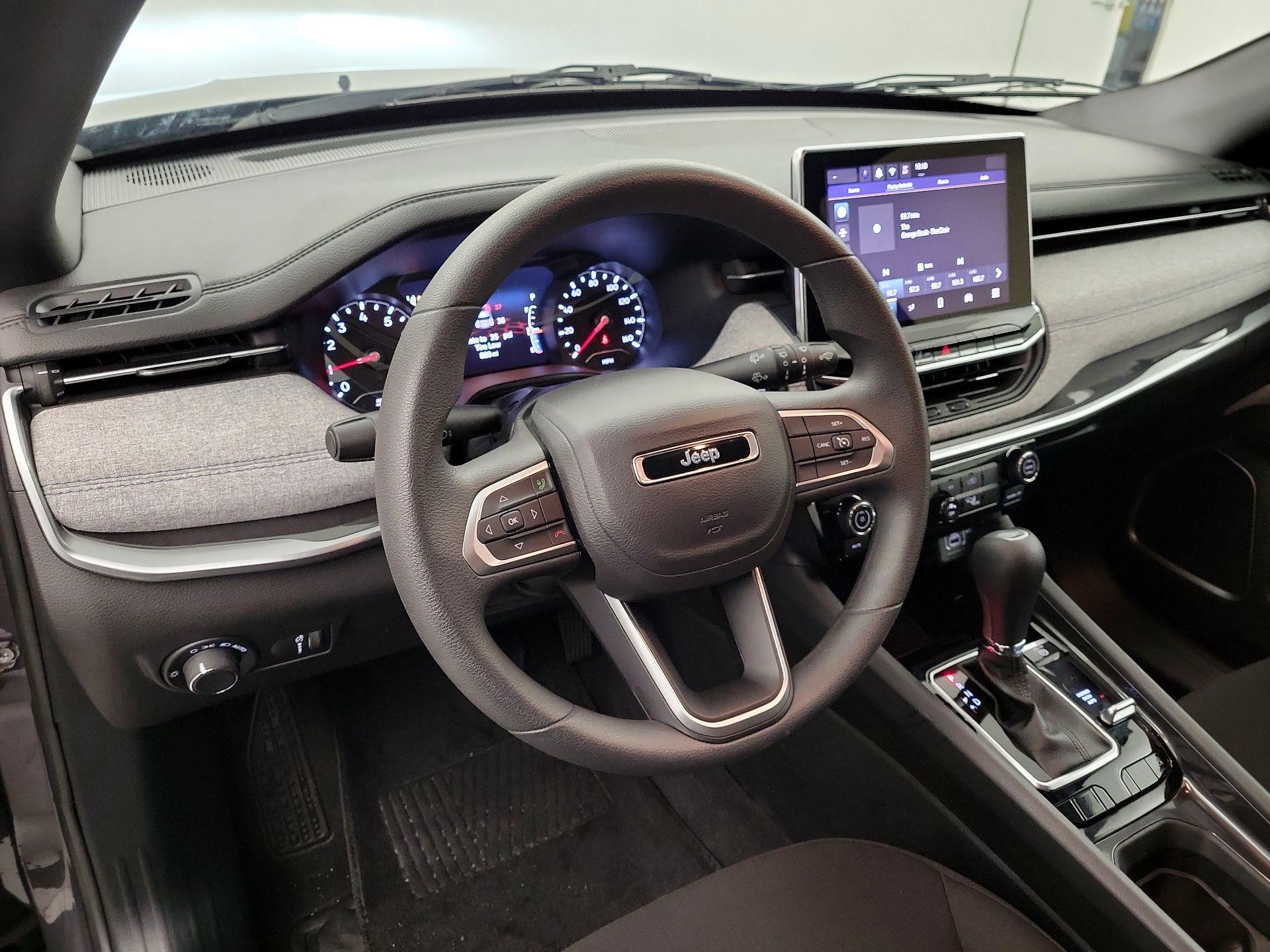 Thumbnail: 2024 Jeep Compass - 8