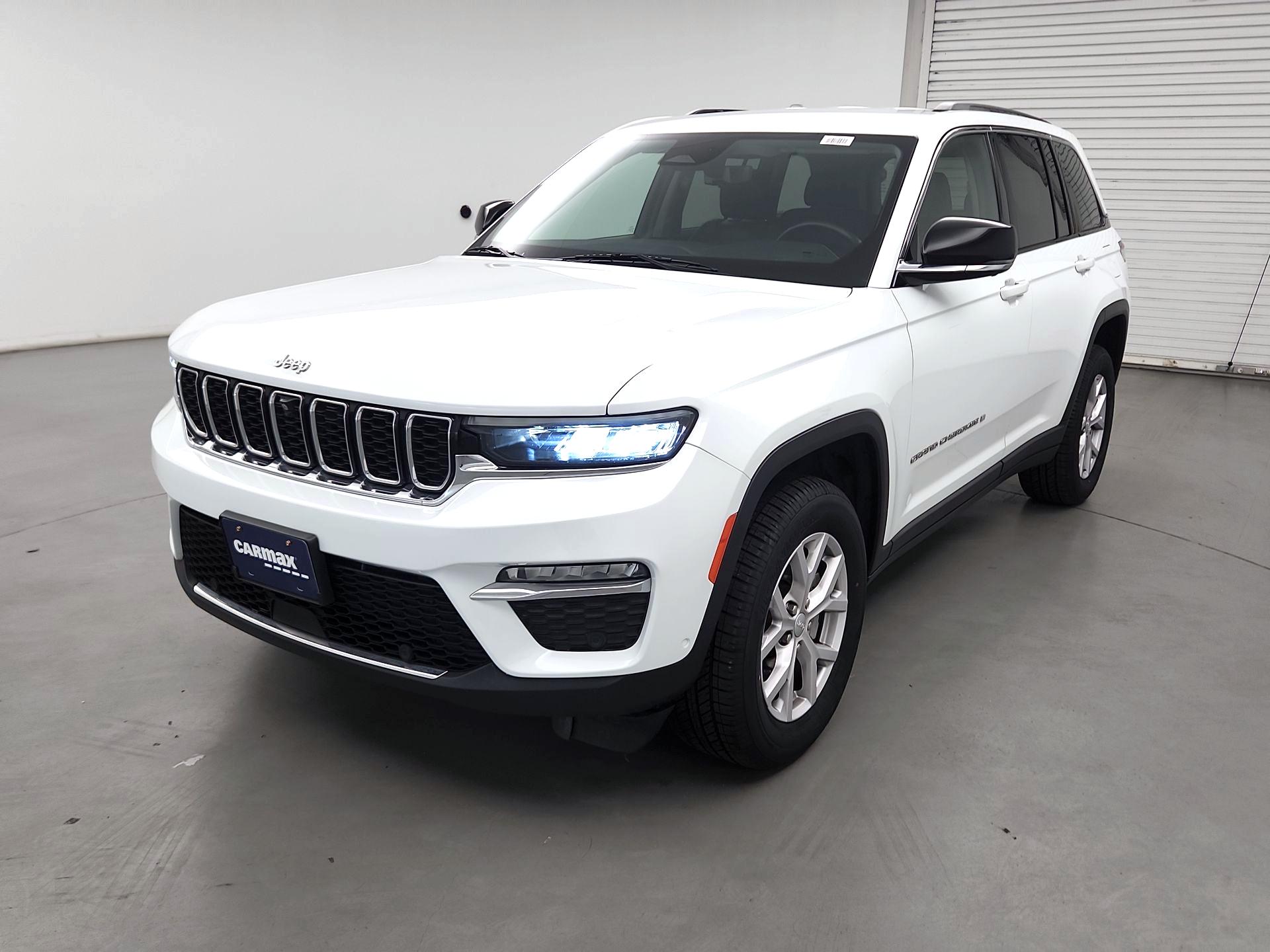 Thumbnail: 2022 Jeep Grand Cherokee - 3