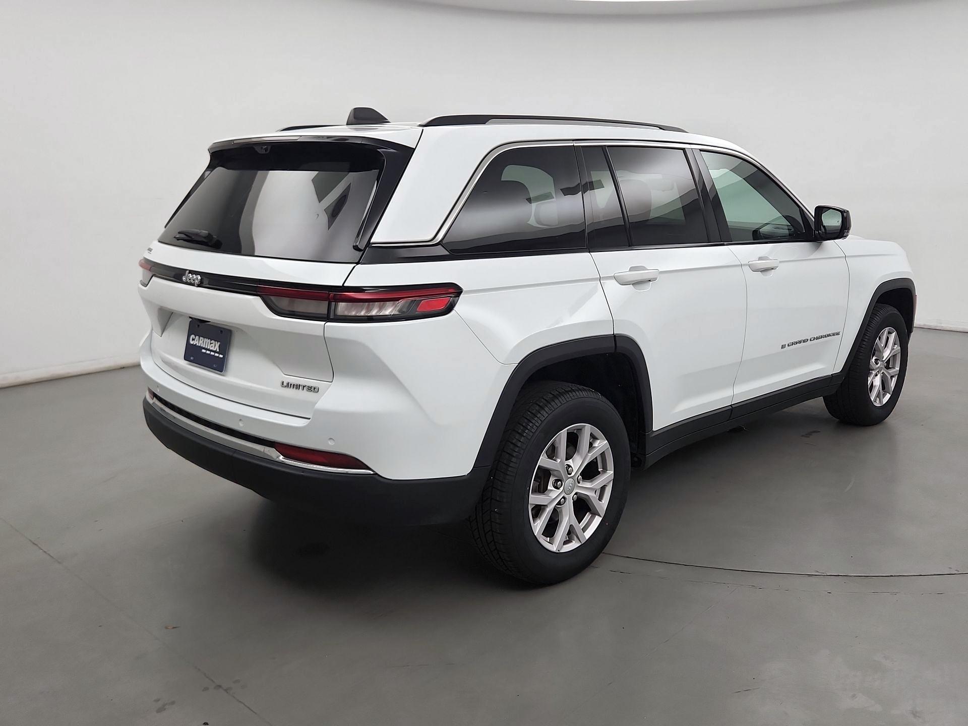 Thumbnail: 2022 Jeep Grand Cherokee - 5