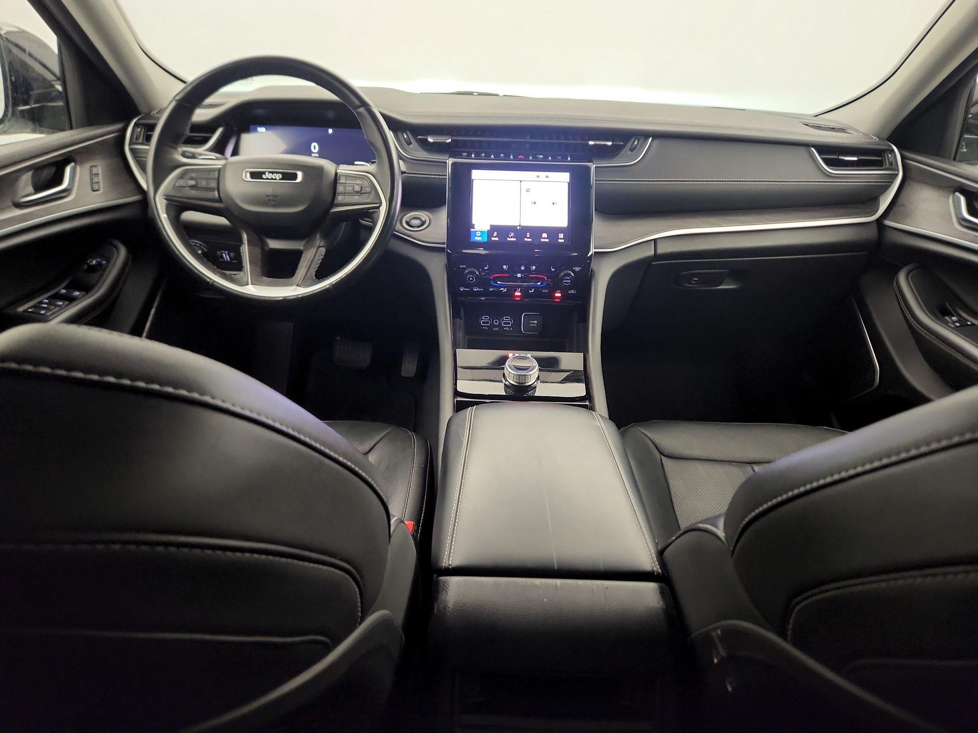 Thumbnail: 2022 Jeep Grand Cherokee - 8