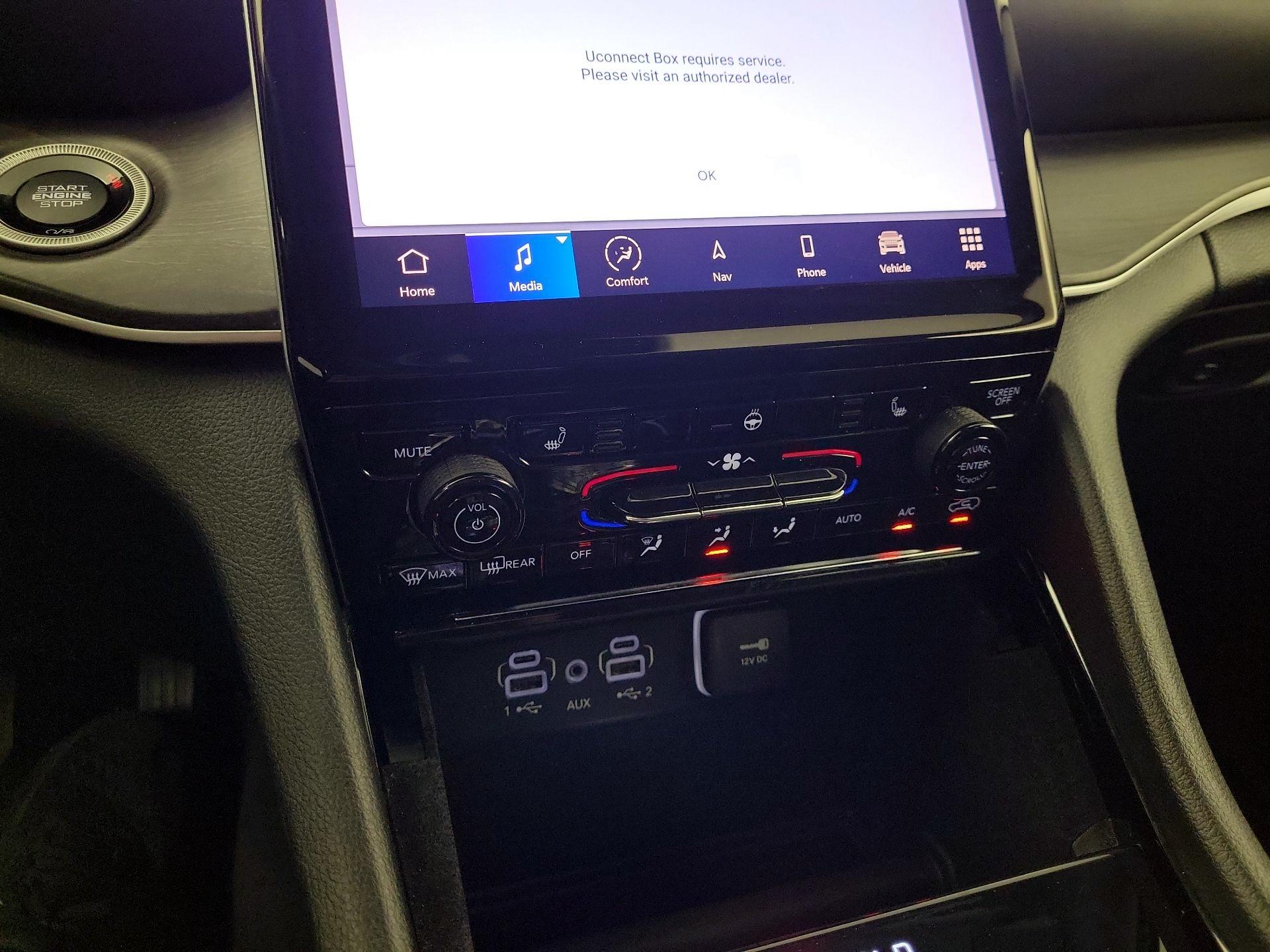 Thumbnail: 2023 Jeep Grand Cherokee - 15