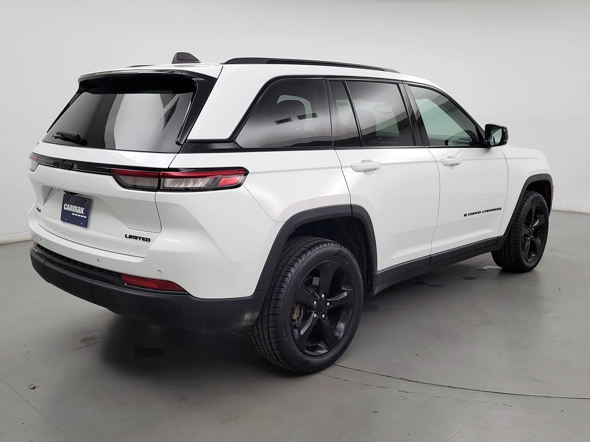 Thumbnail: 2023 Jeep Grand Cherokee - 5