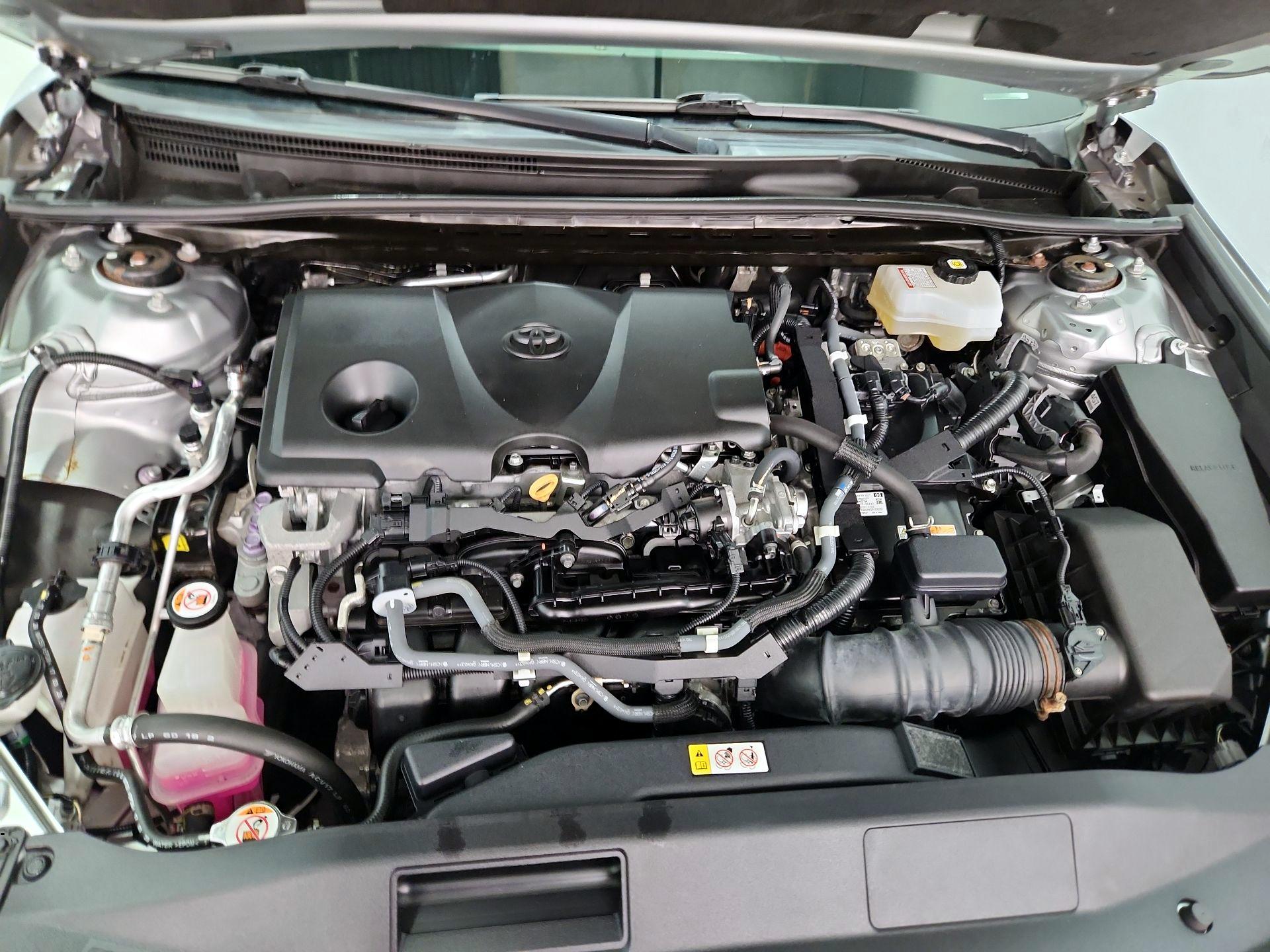 Thumbnail: 2021 Toyota Camry - 20