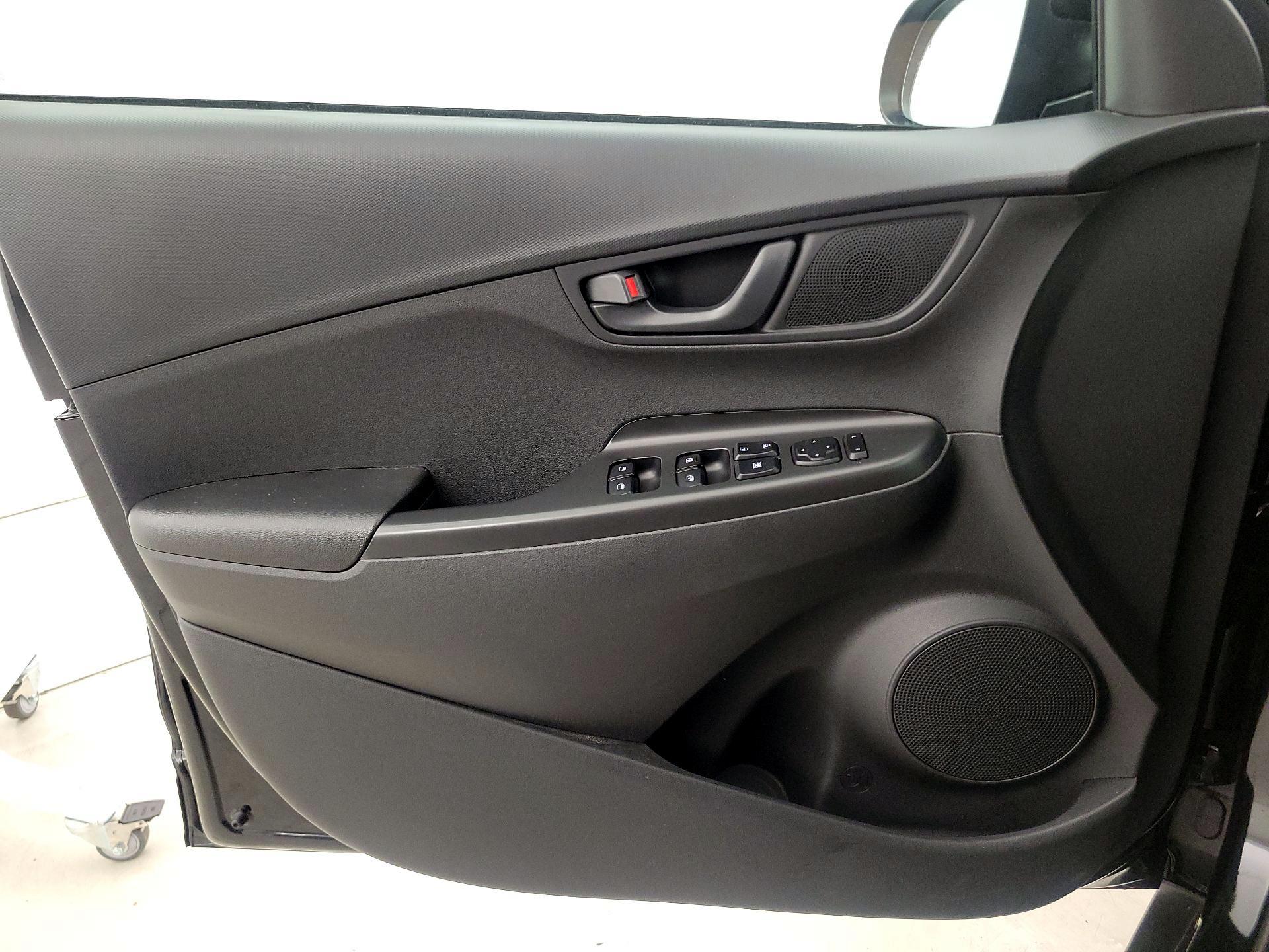 Thumbnail: 2023 Hyundai Kona - 12