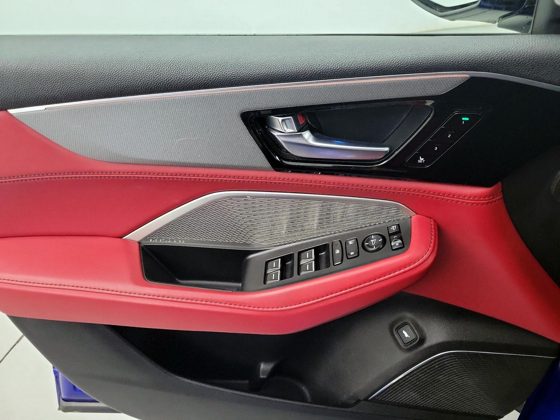 Thumbnail: 2022 Acura MDX - 10