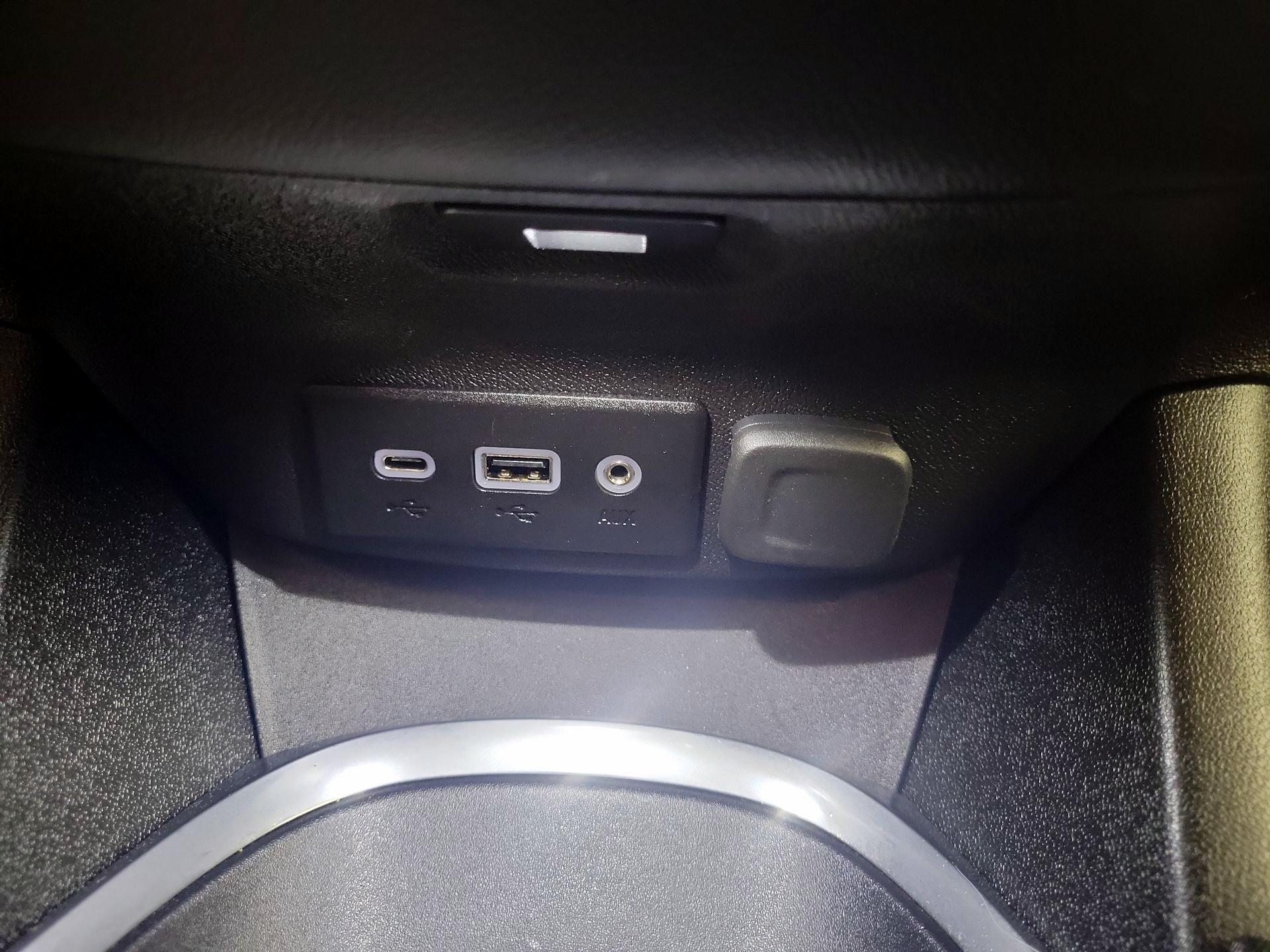 Thumbnail: 2020 Chevrolet Malibu - 16