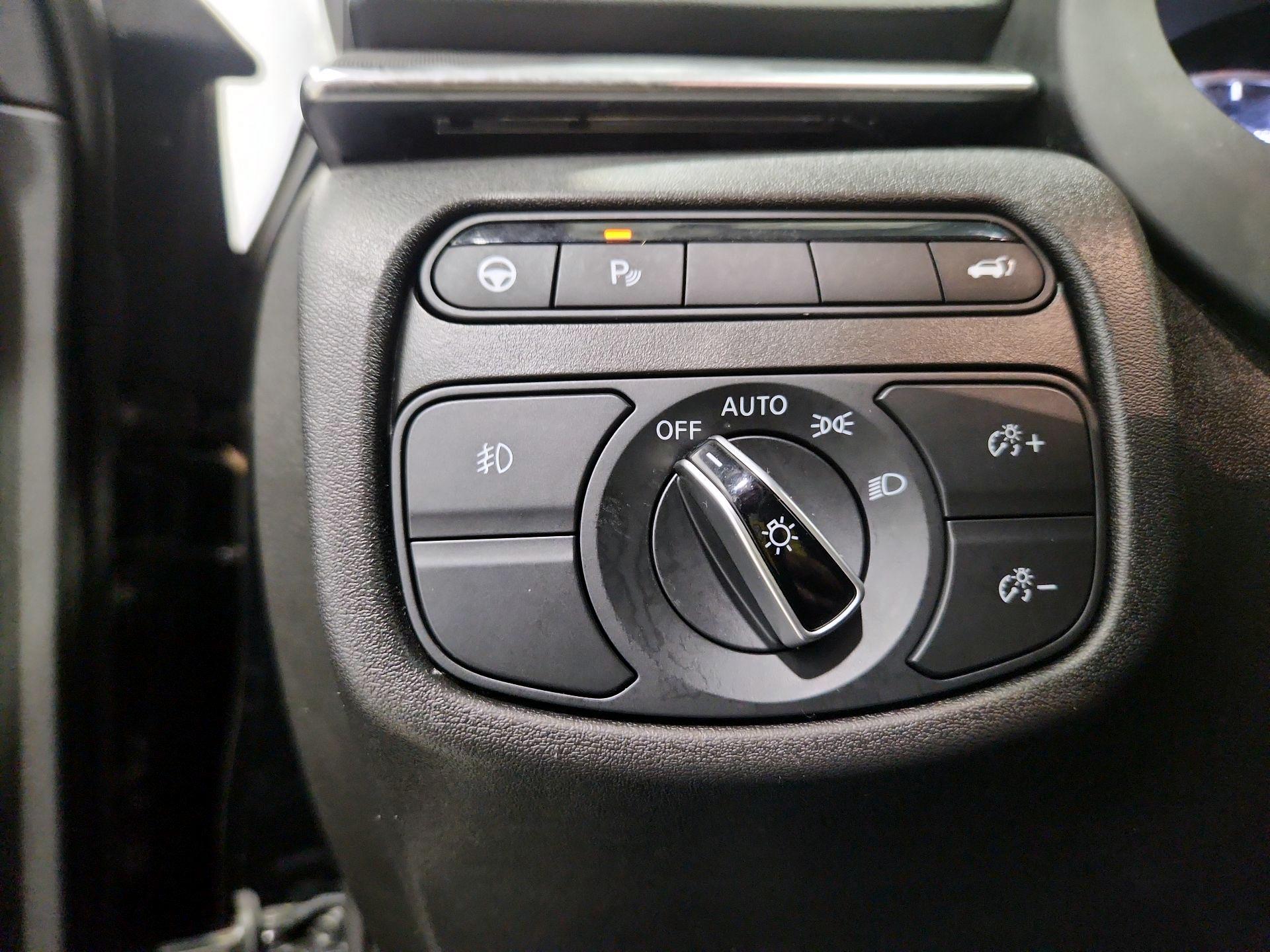 Thumbnail: 2022 INFINITI QX50 - 13