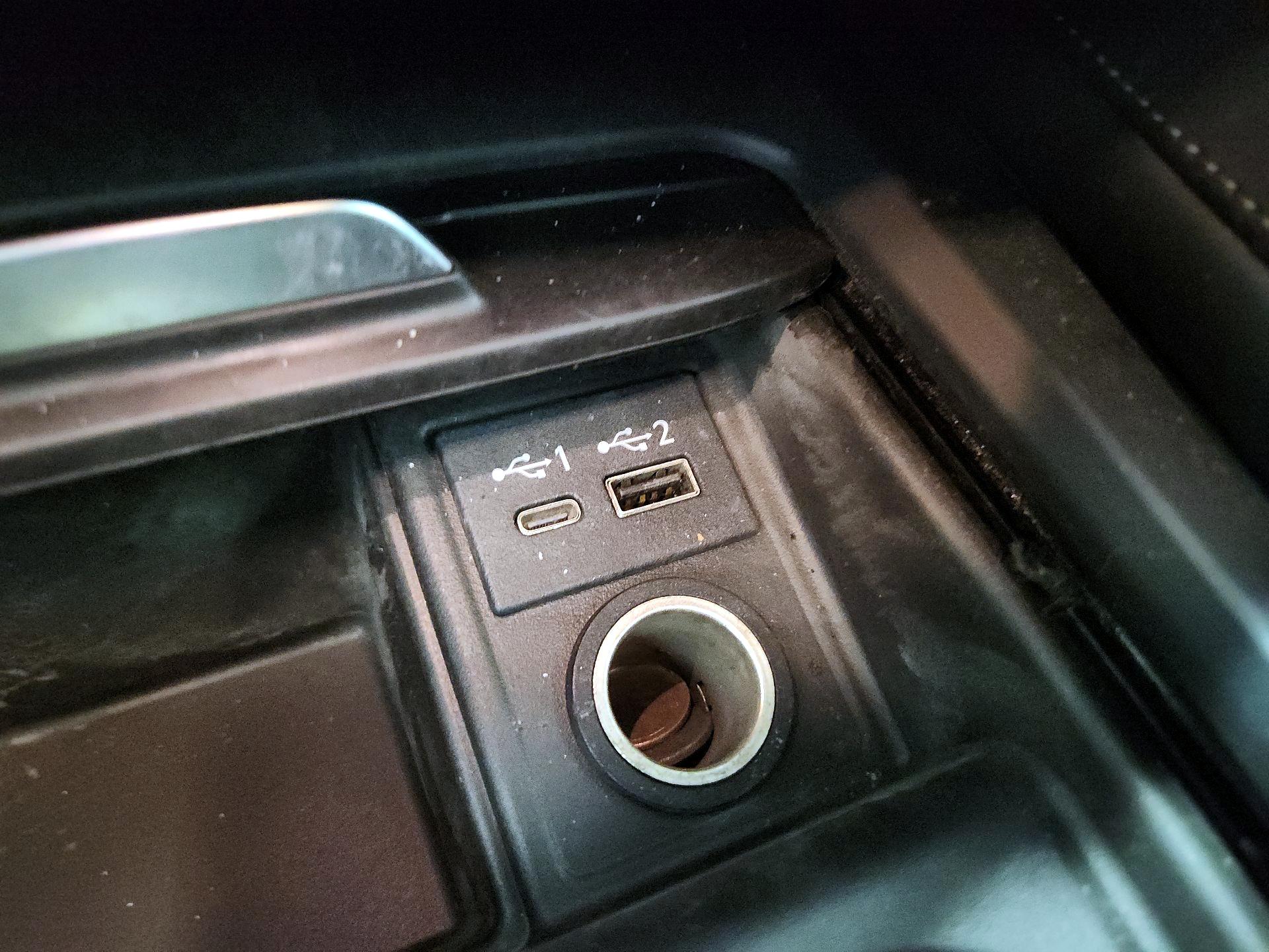 Thumbnail: 2022 INFINITI QX50 - 18