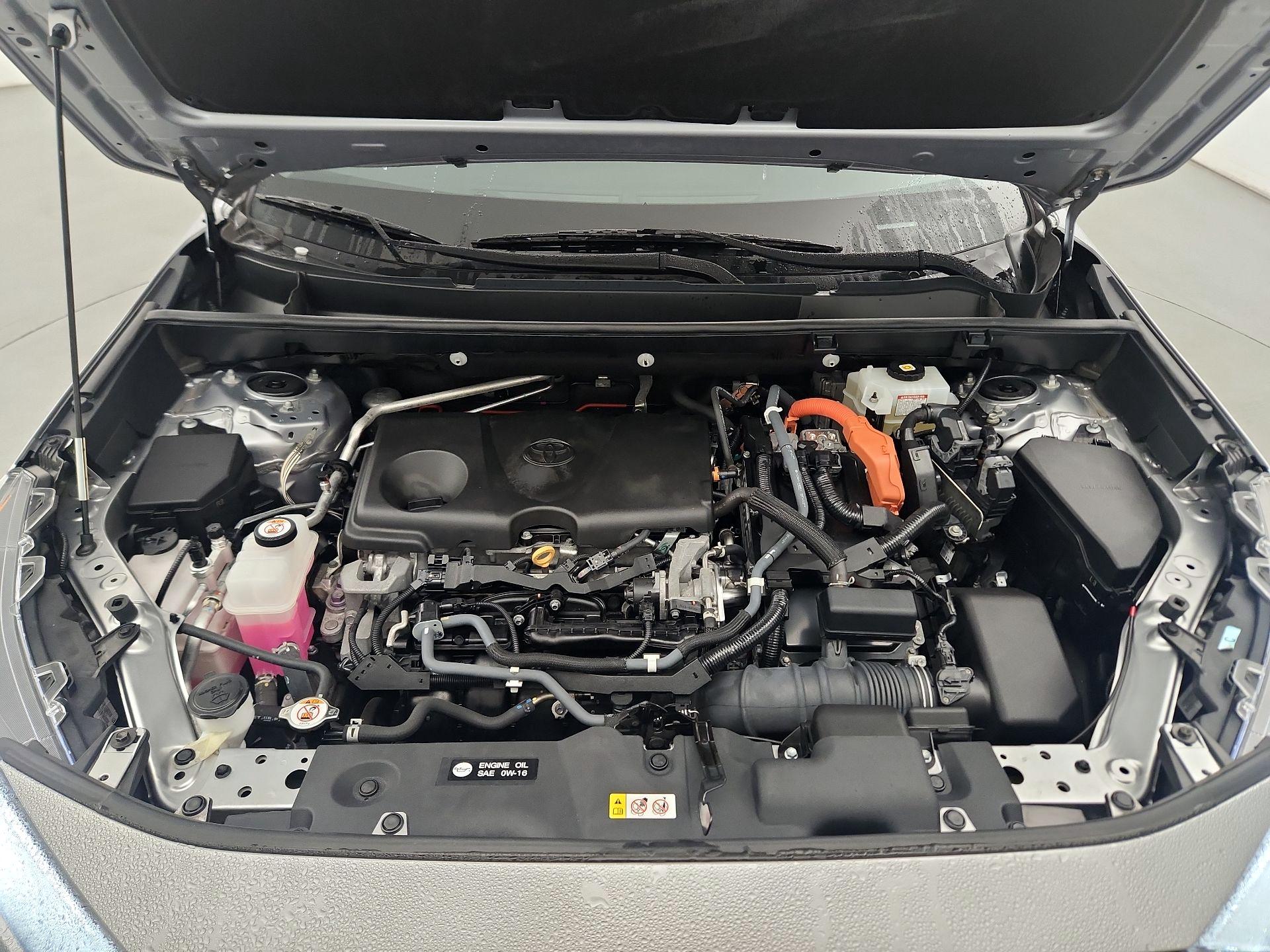 Thumbnail: 2021 Toyota RAV4 - 20