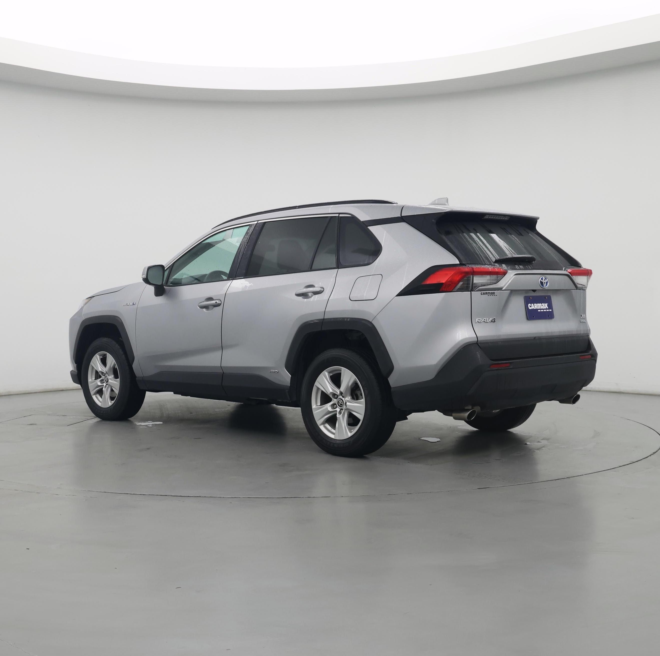 Thumbnail: 2021 Toyota RAV4 - 3