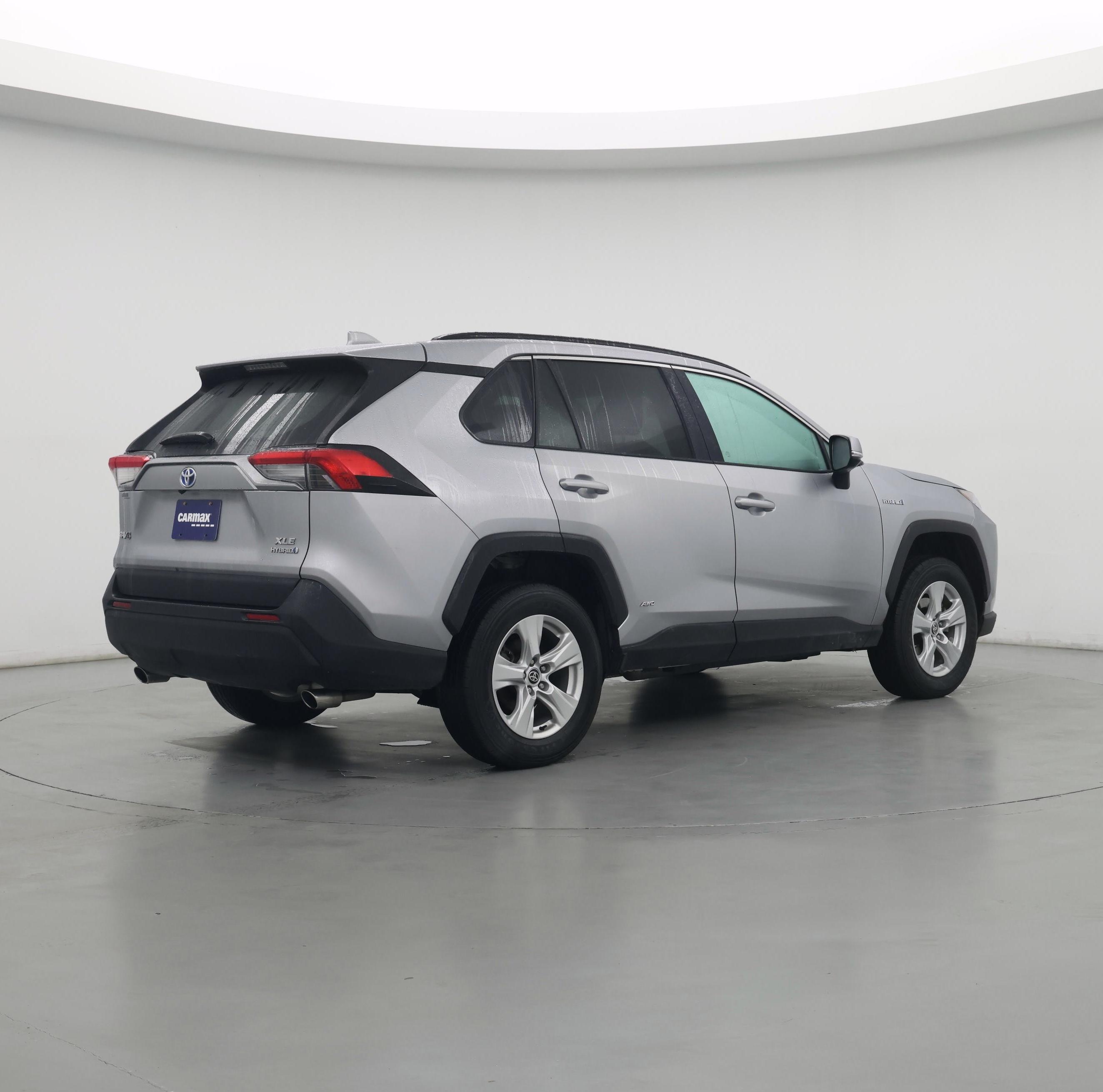 Thumbnail: 2021 Toyota RAV4 - 8