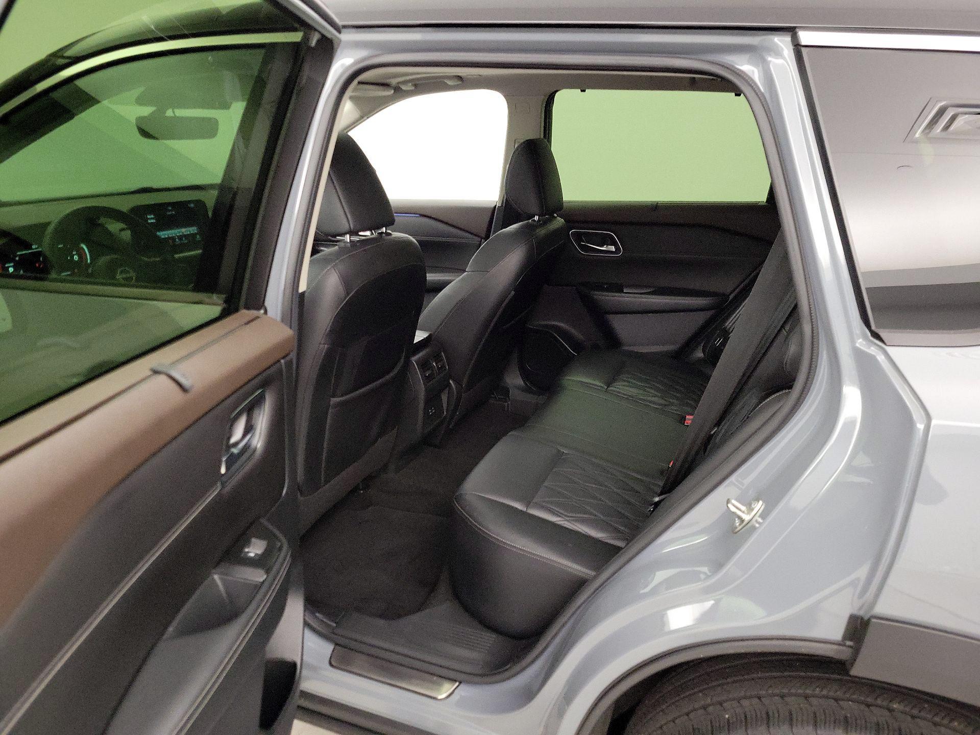 Thumbnail: 2023 Nissan Rogue - 20