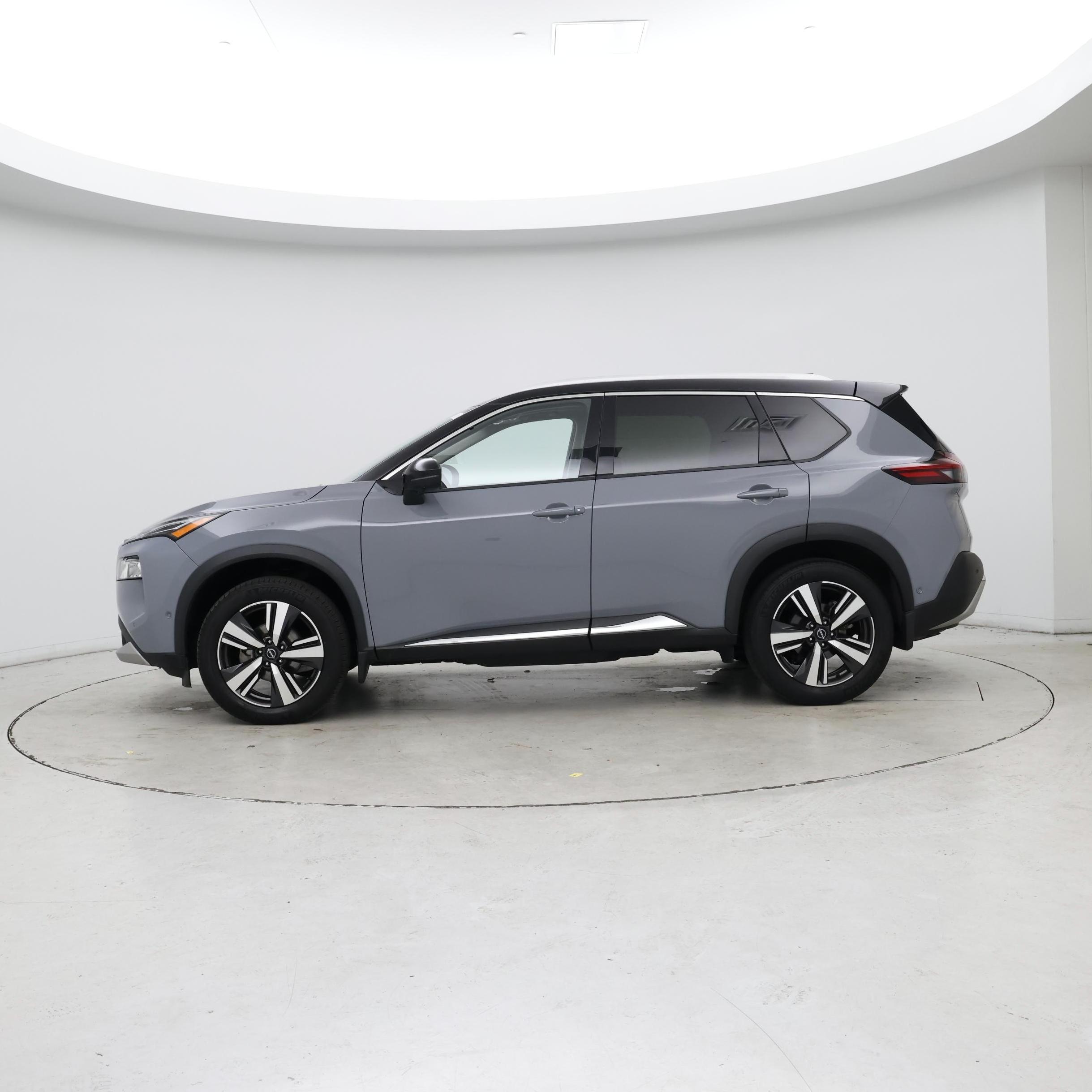 Thumbnail: 2023 Nissan Rogue - 3