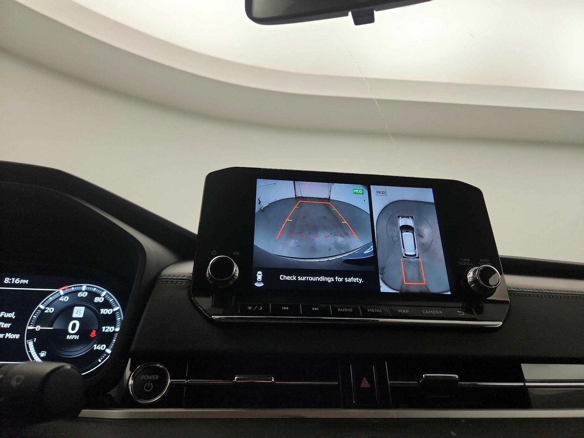 Thumbnail: 2023 Mitsubishi Outlander - 13