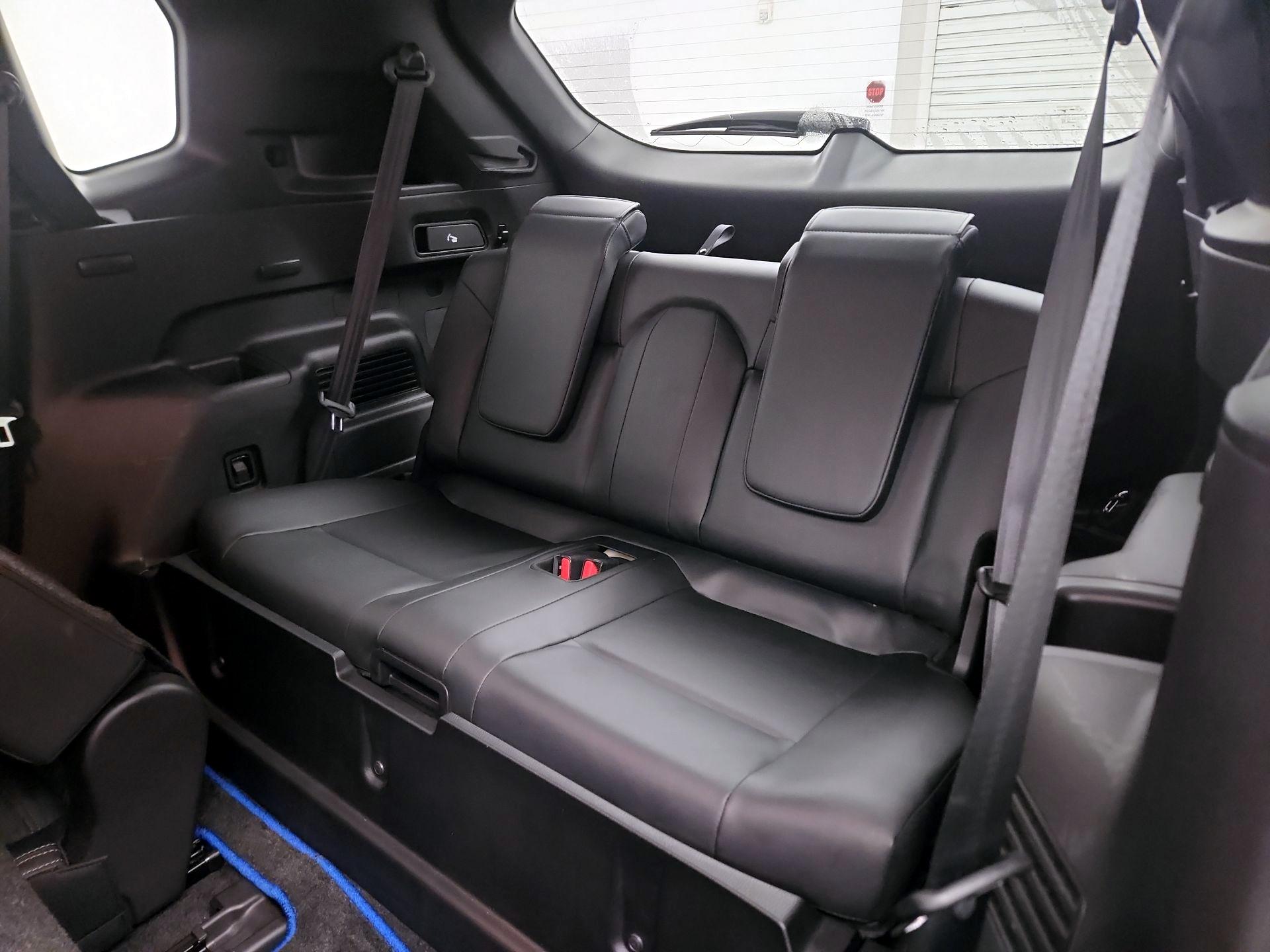 Thumbnail: 2023 Mitsubishi Outlander - 19