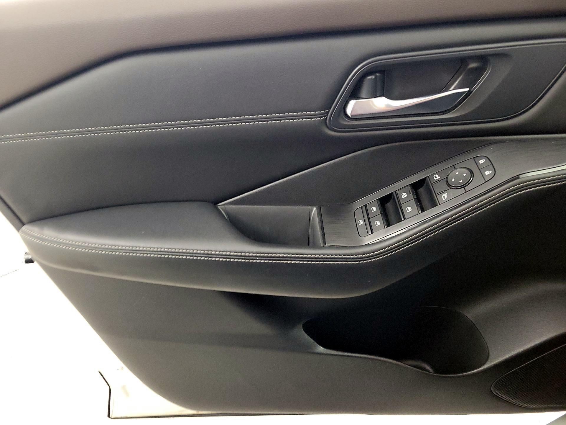 Thumbnail: 2022 Nissan Rogue - 12