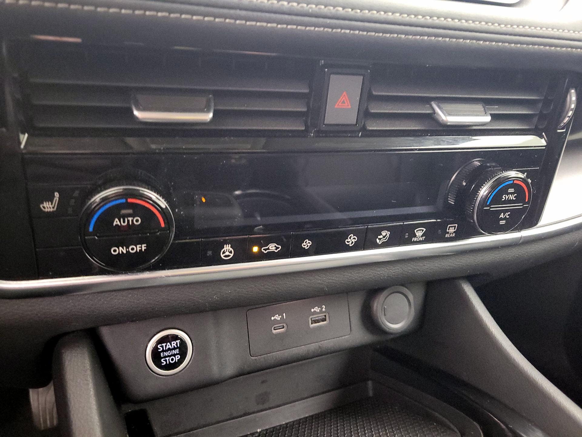 Thumbnail: 2022 Nissan Rogue - 16