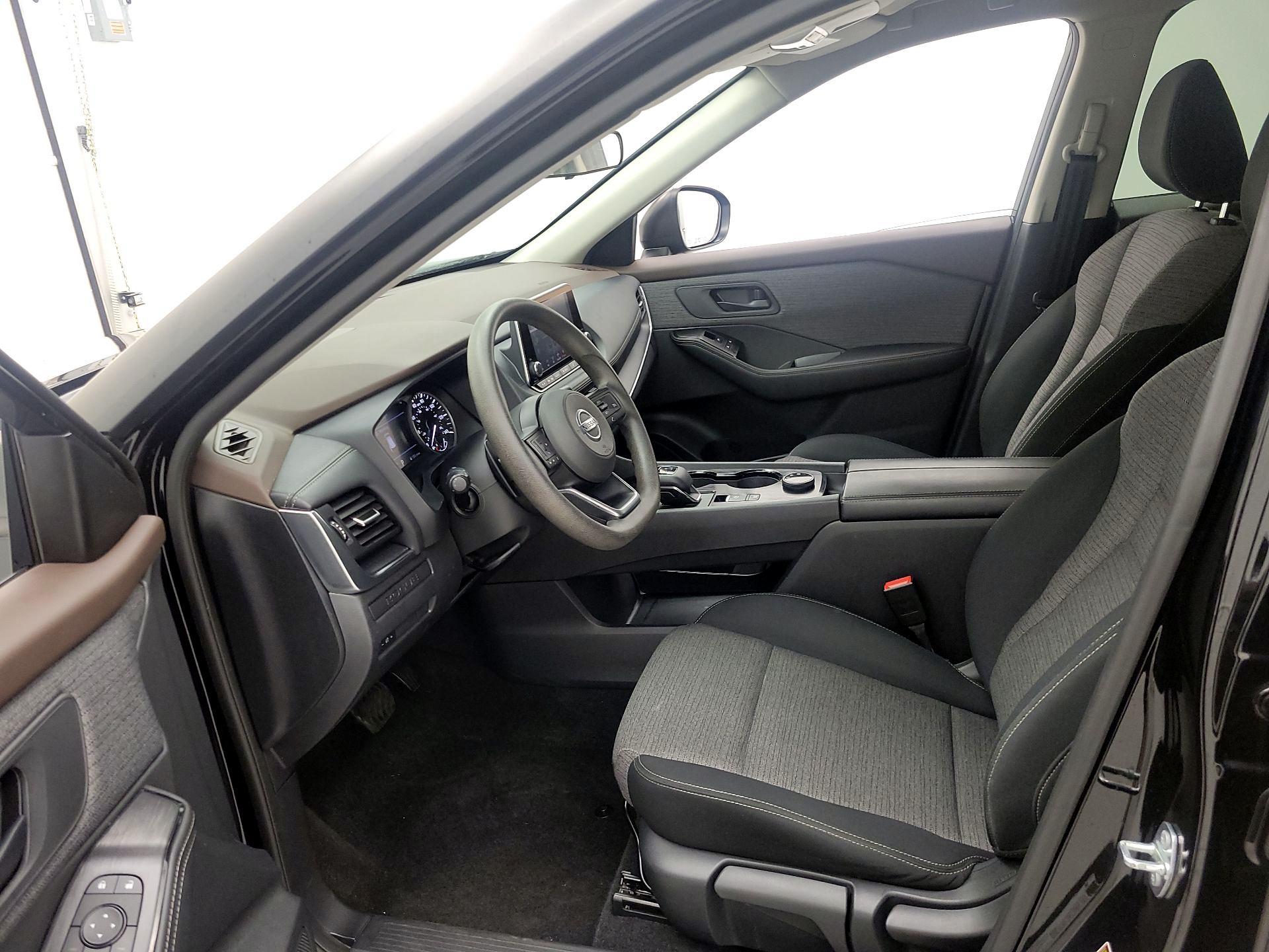 Thumbnail: 2021 Nissan Rogue - 11